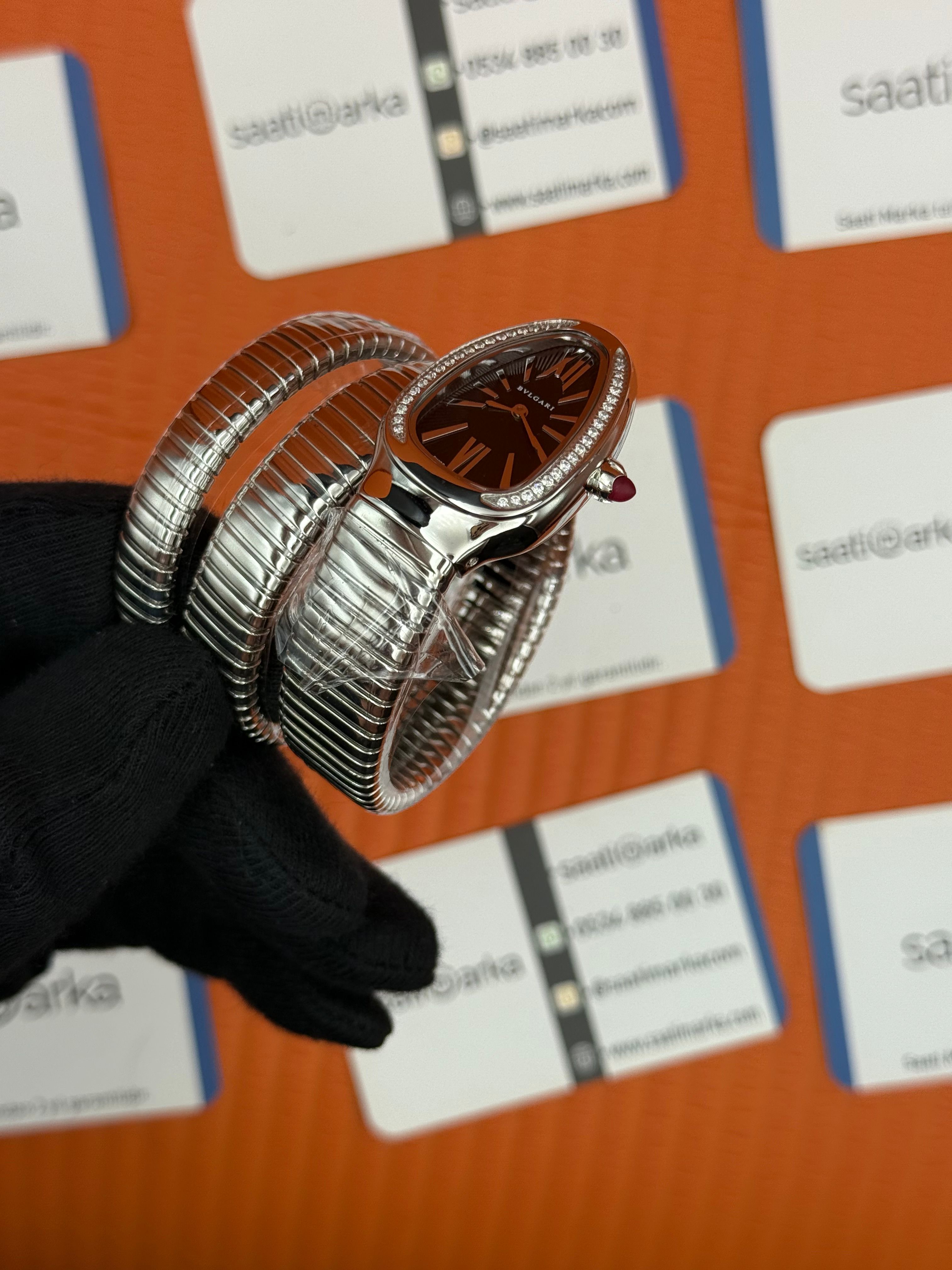 BVLGARİ serpenti çift sarma silver kordon taşlı bezel siyah kadran kadın kol saati