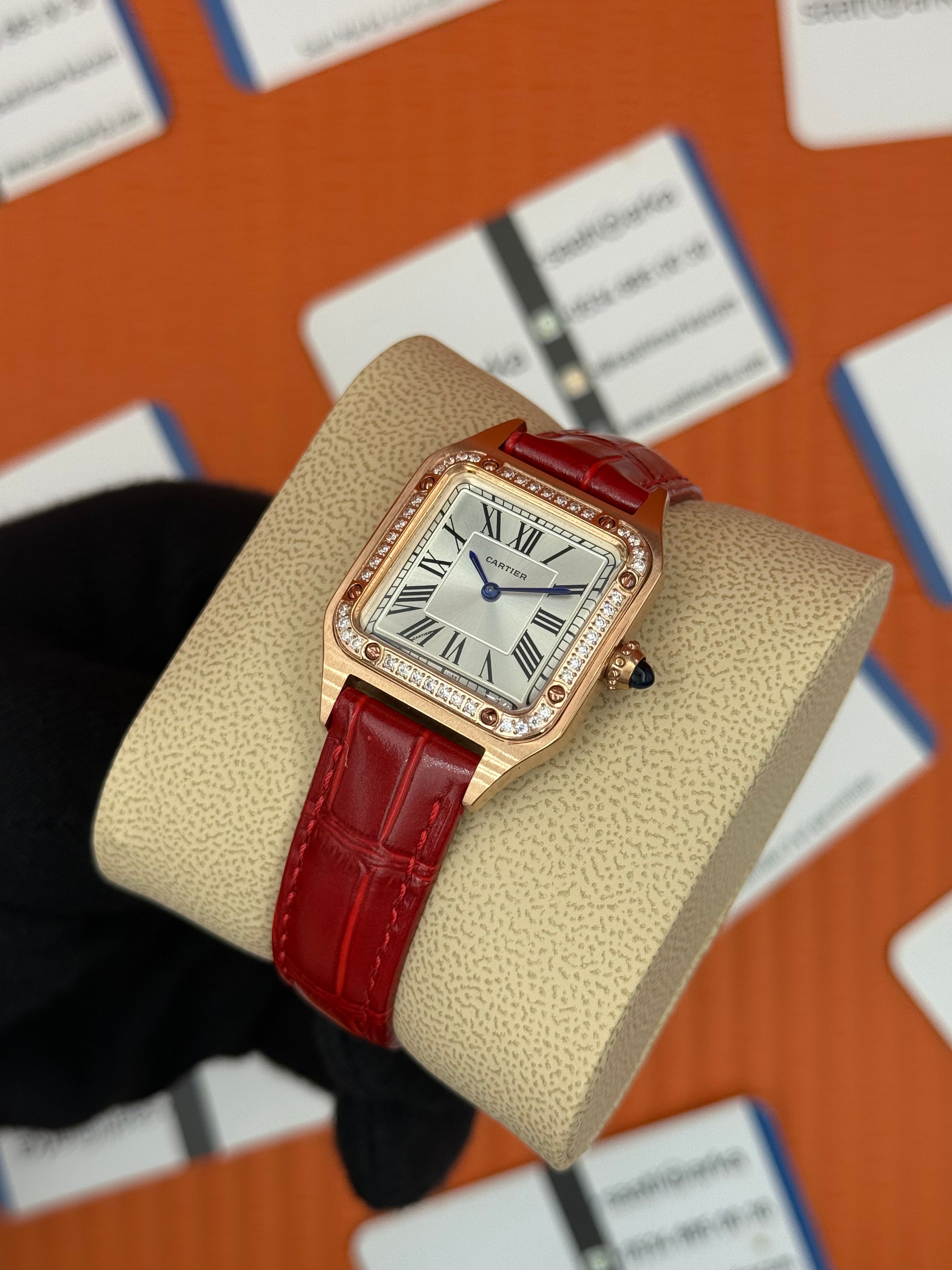CARTIER Santos 27mm kadın kol saati rose kasa taşlı bezel kırmızı deri kordon