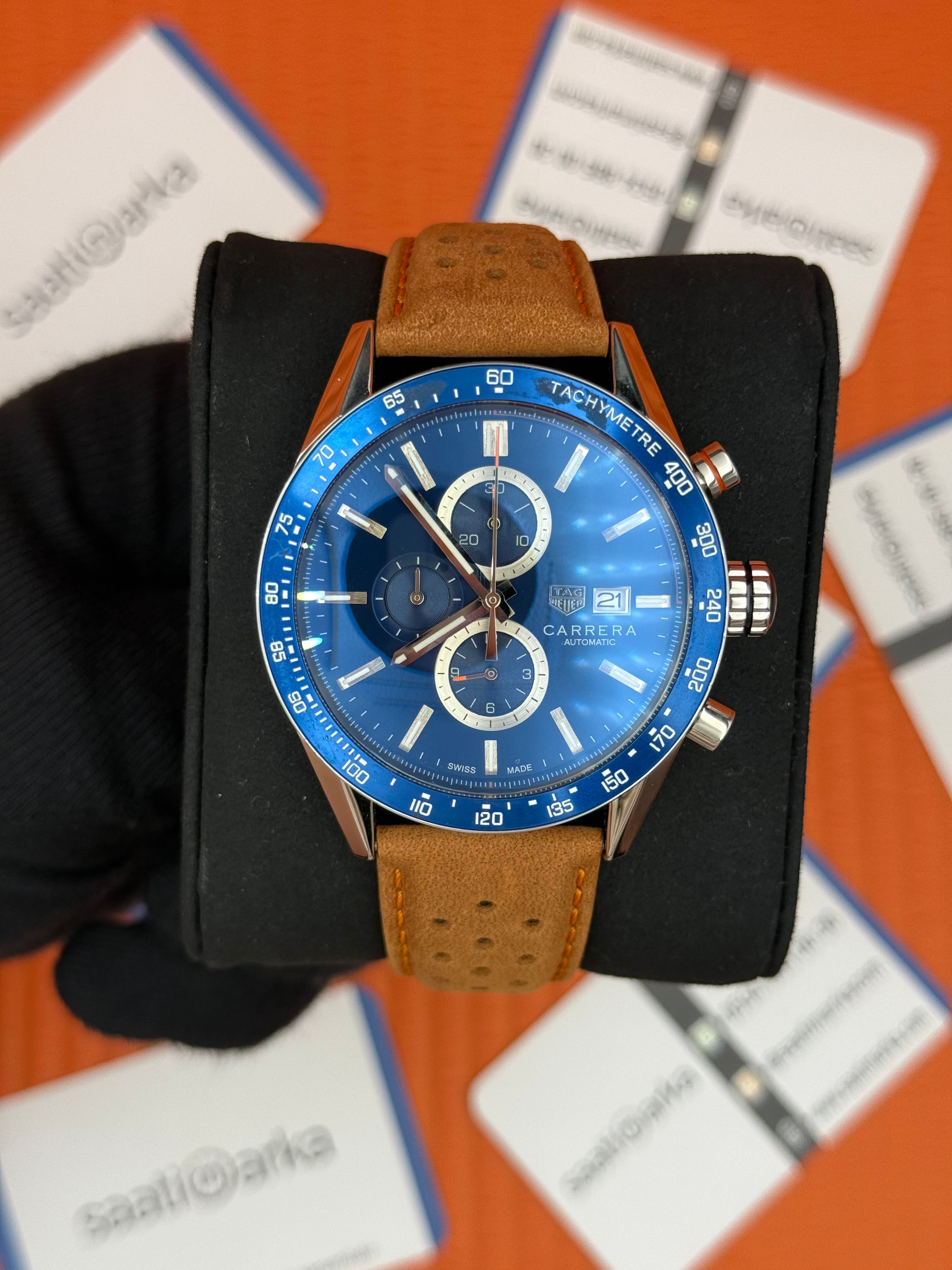 TAGHEUER CARRERA KAHVERNGİ DERİ KORDON MAVİ BEZEL 
