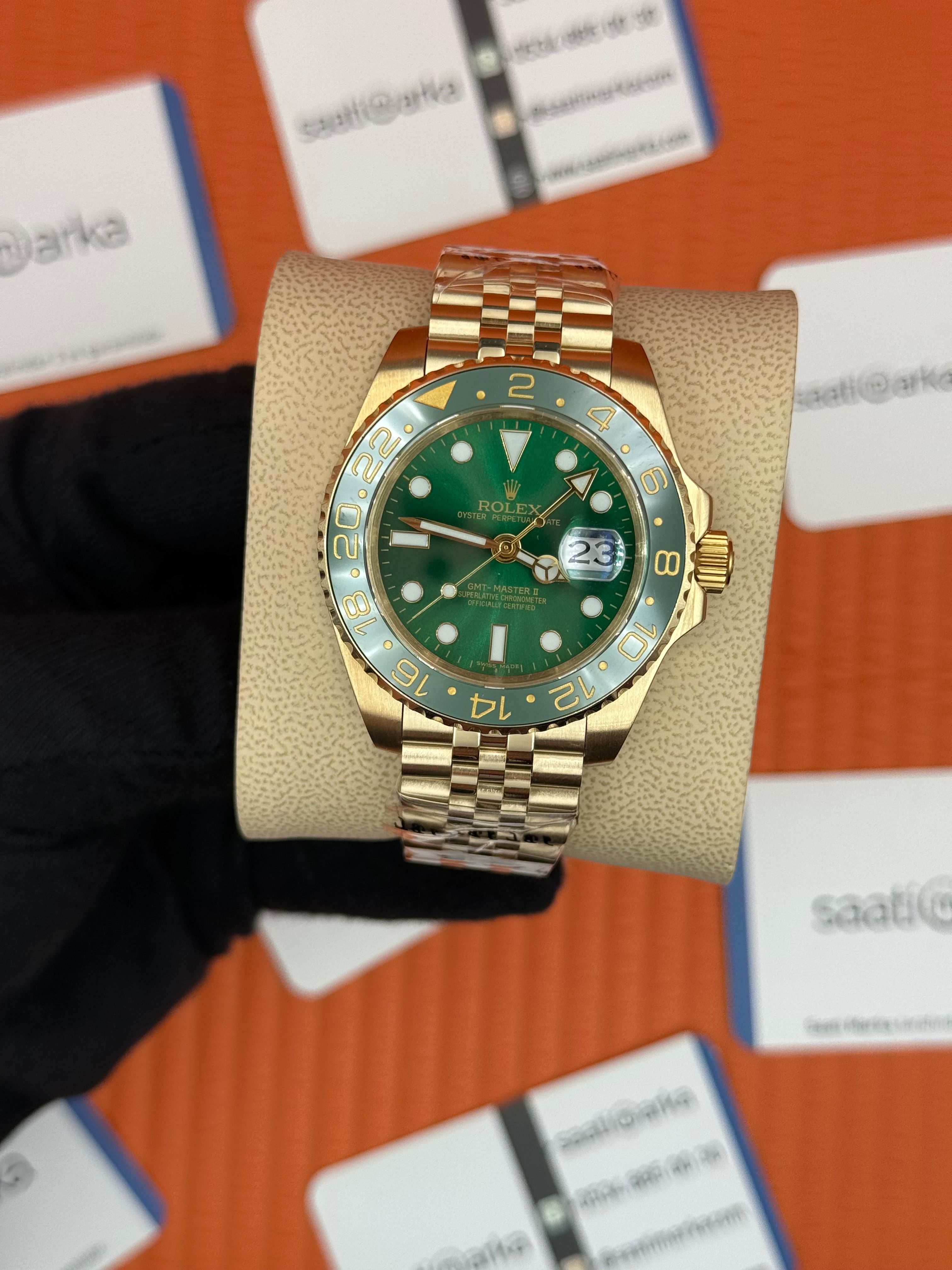 ROLEX Gmt Master green dial jubilee gold kordon 40mm