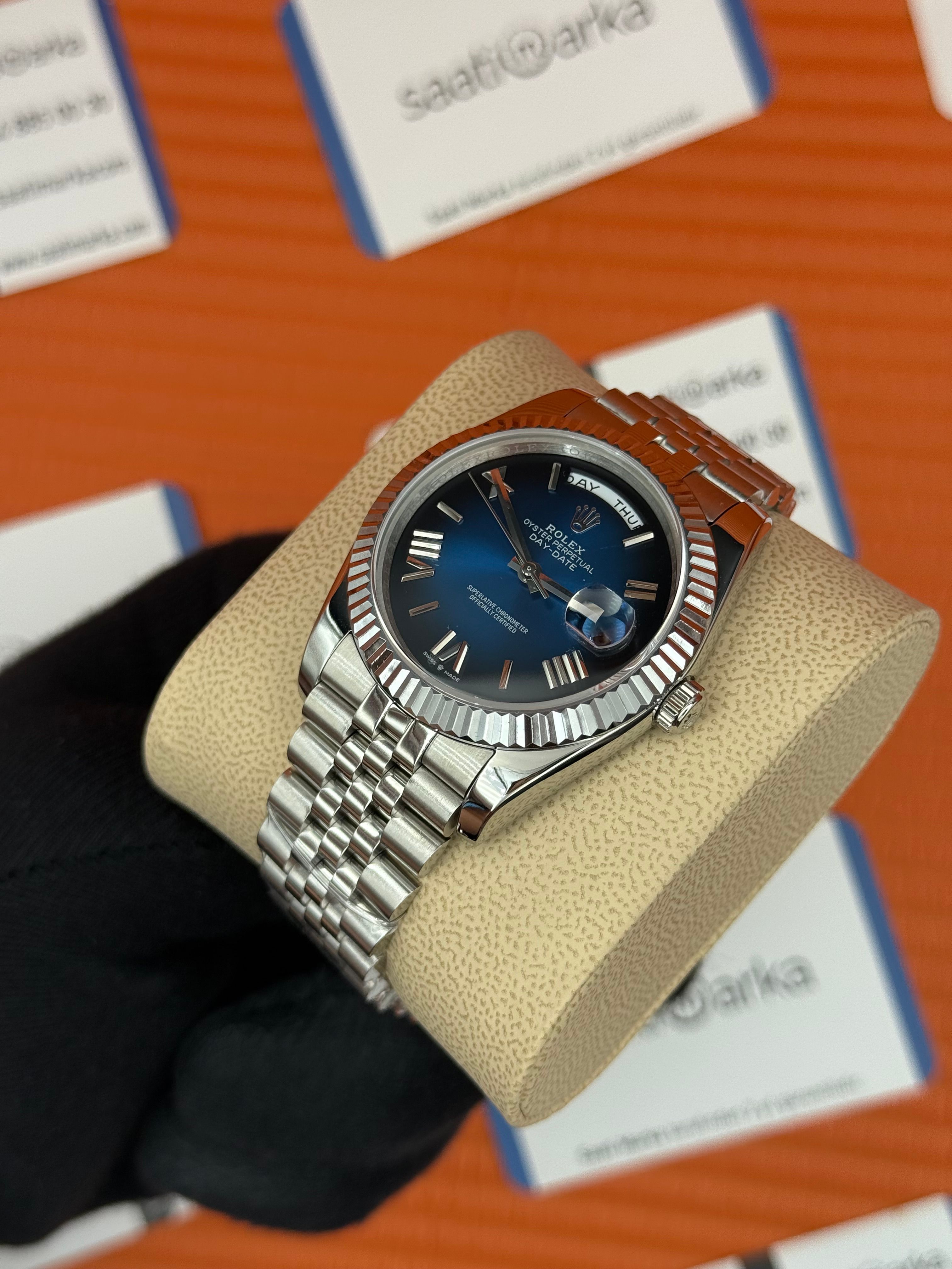 ROLEX Day Date roma rakamlı mavi siyah kadran silver jubilee kordon