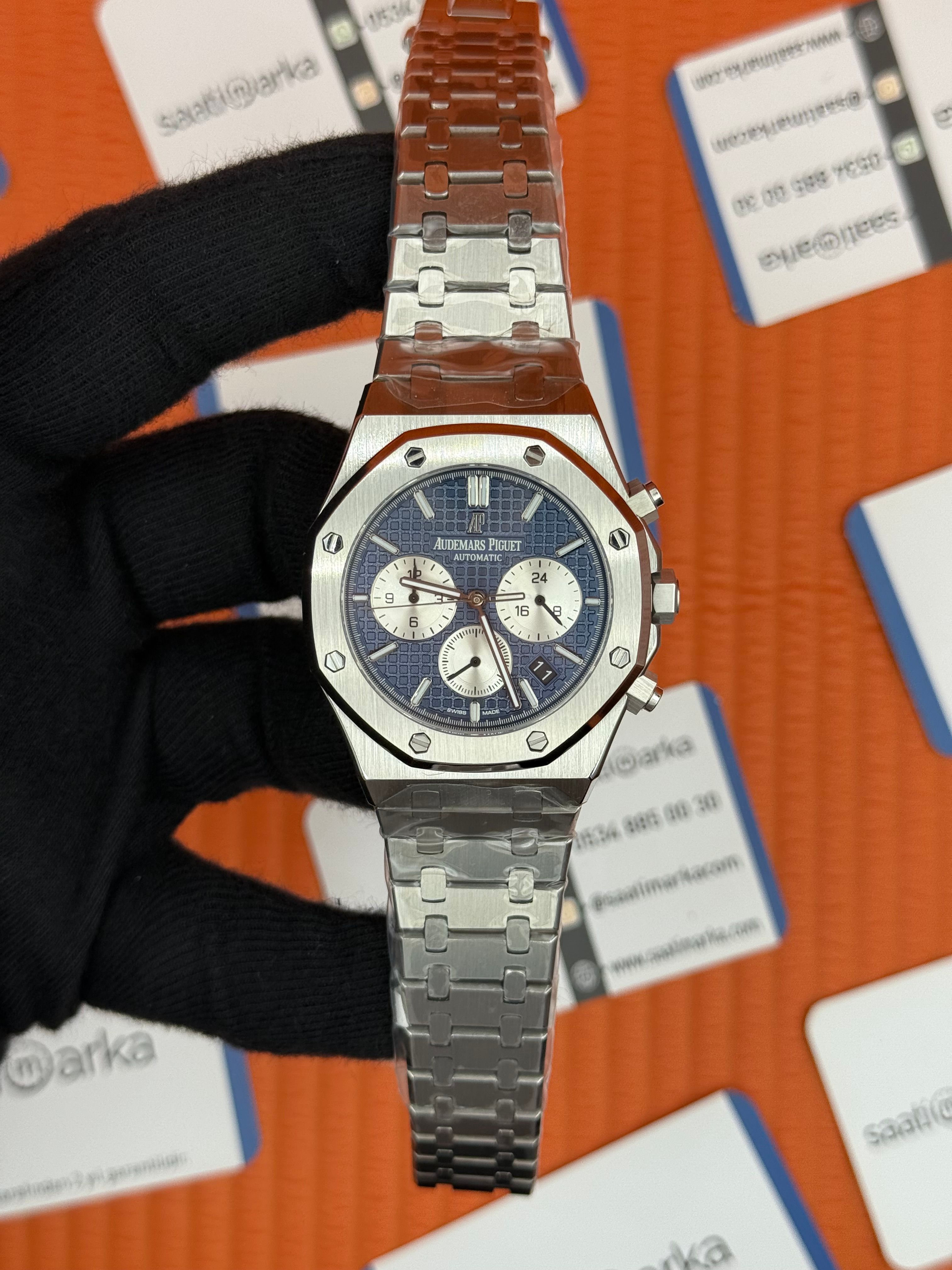 AUDEMARS PİGUET ROYAL OAK CHRONOGRAPH LACİVERT BEYAZ KADRAN SİLVER KASA KORDON