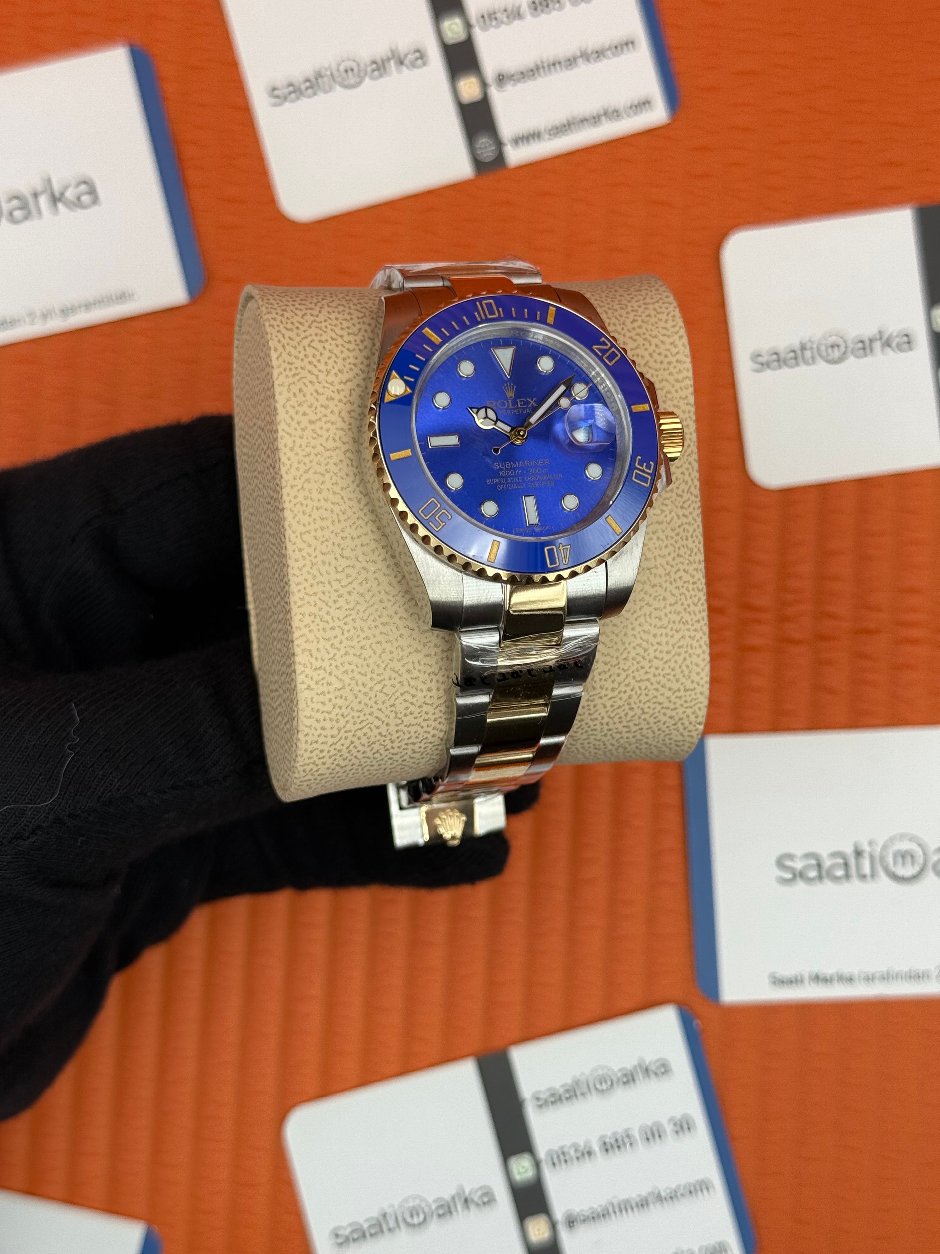 ROLEX Submariner oyster gold silver blue dial 