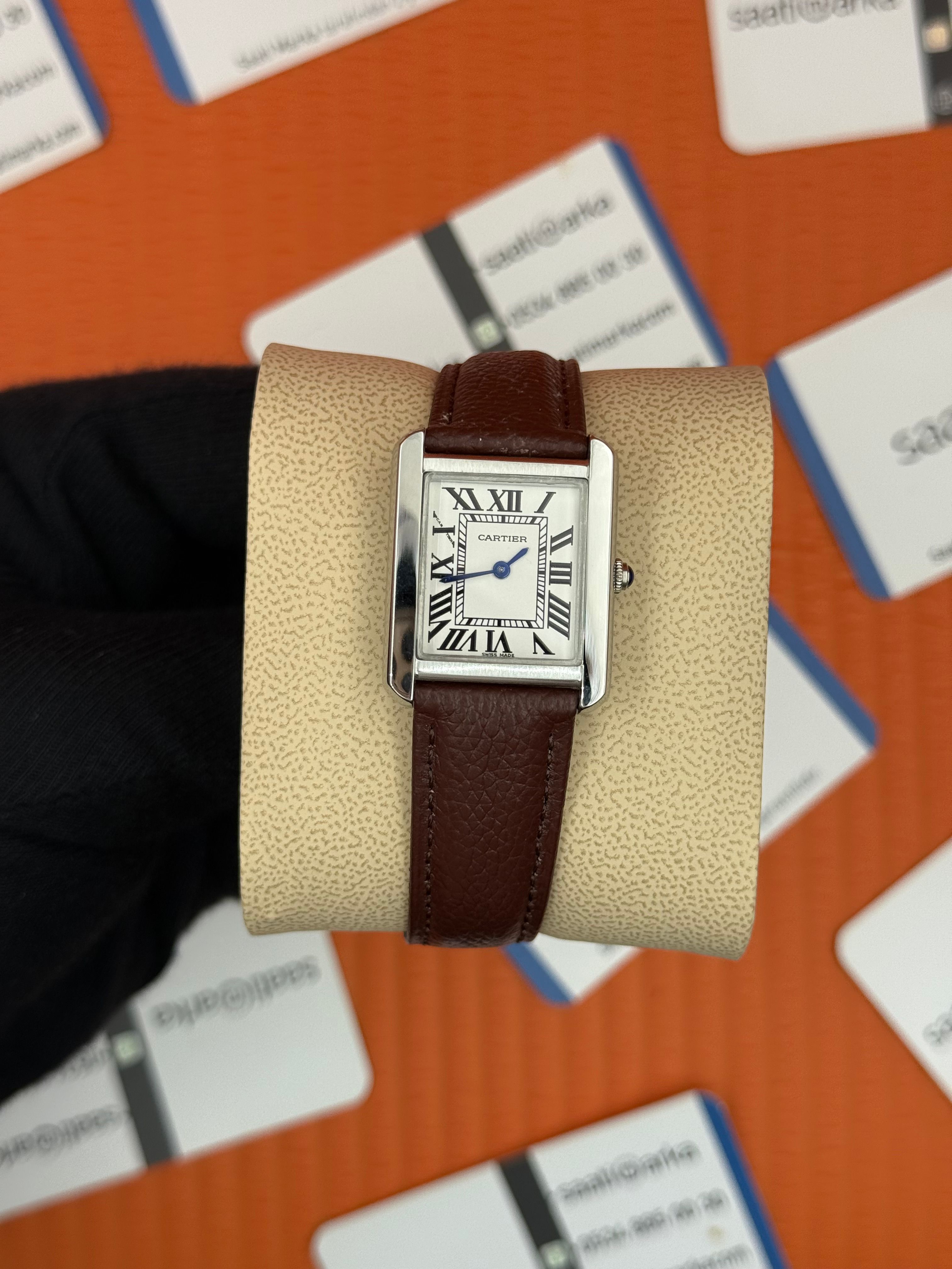 CARTIER Tank 29mm kadın kol saati silver kasa kahverengi deri kordon