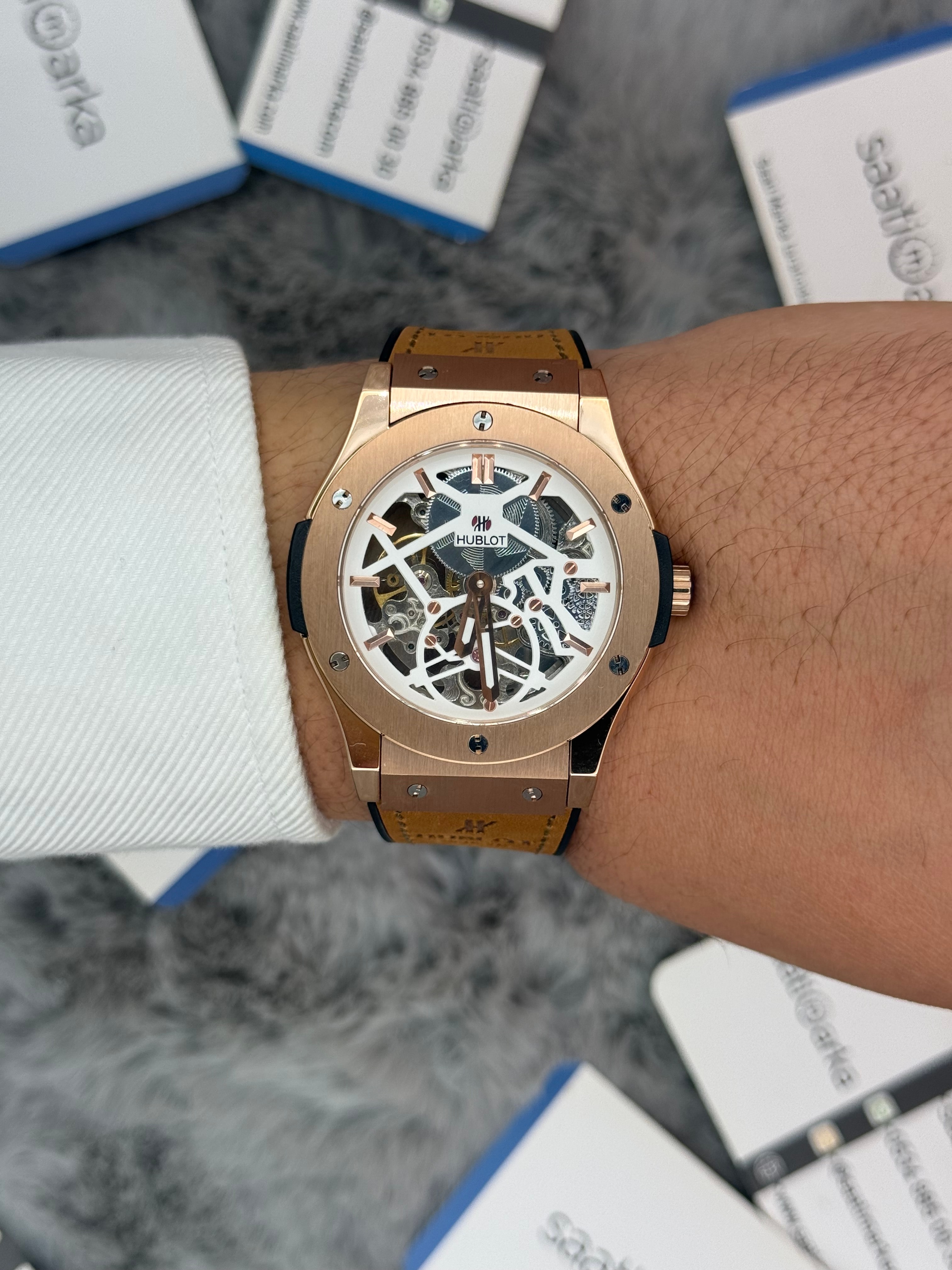 HUBLOT big bang tourbillon 41mm rose kasa kahverengi deri kordon erkek kol saati