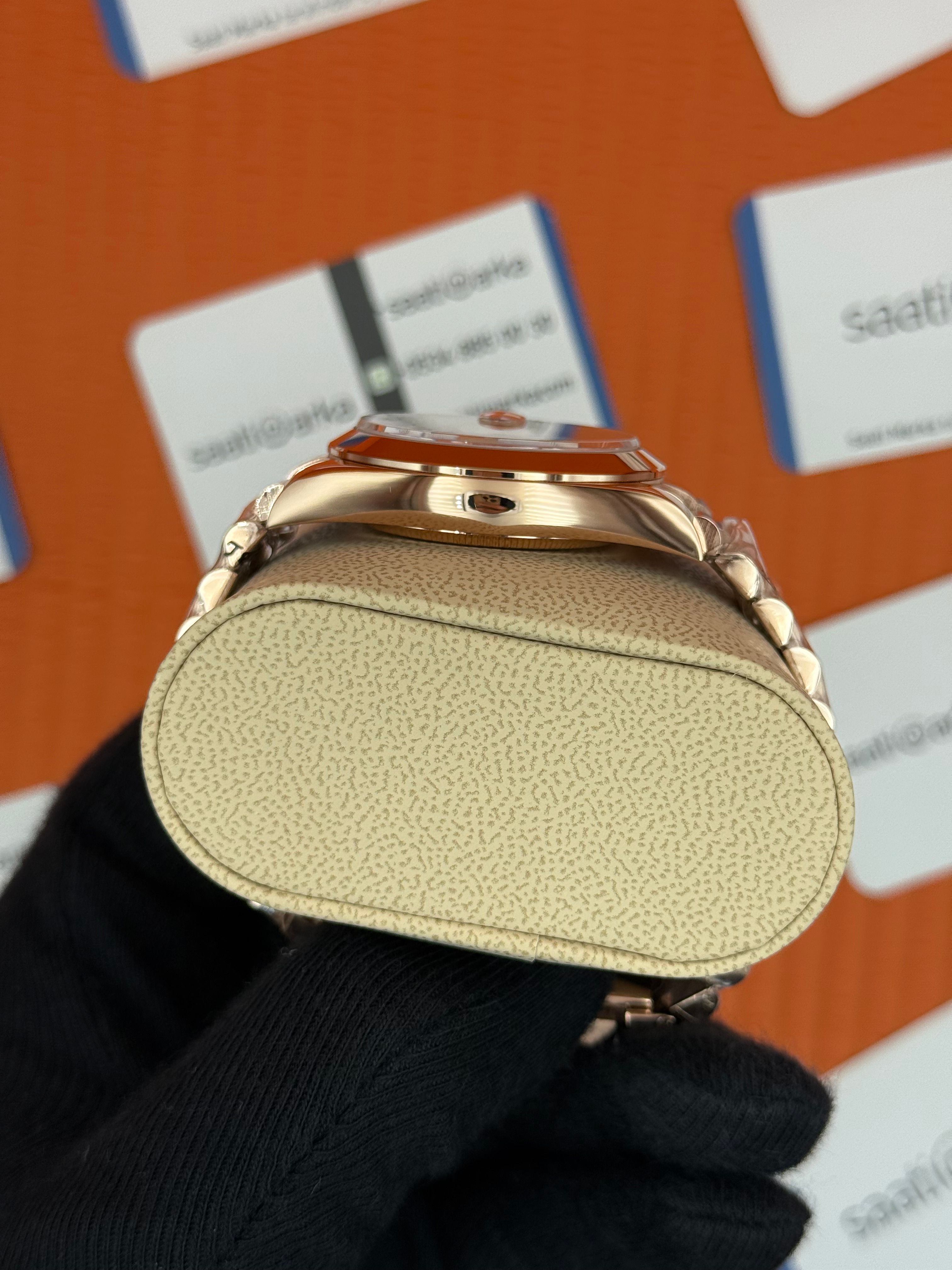 ROLEX Day Date siyah kadran rose kasa-kordon oyster