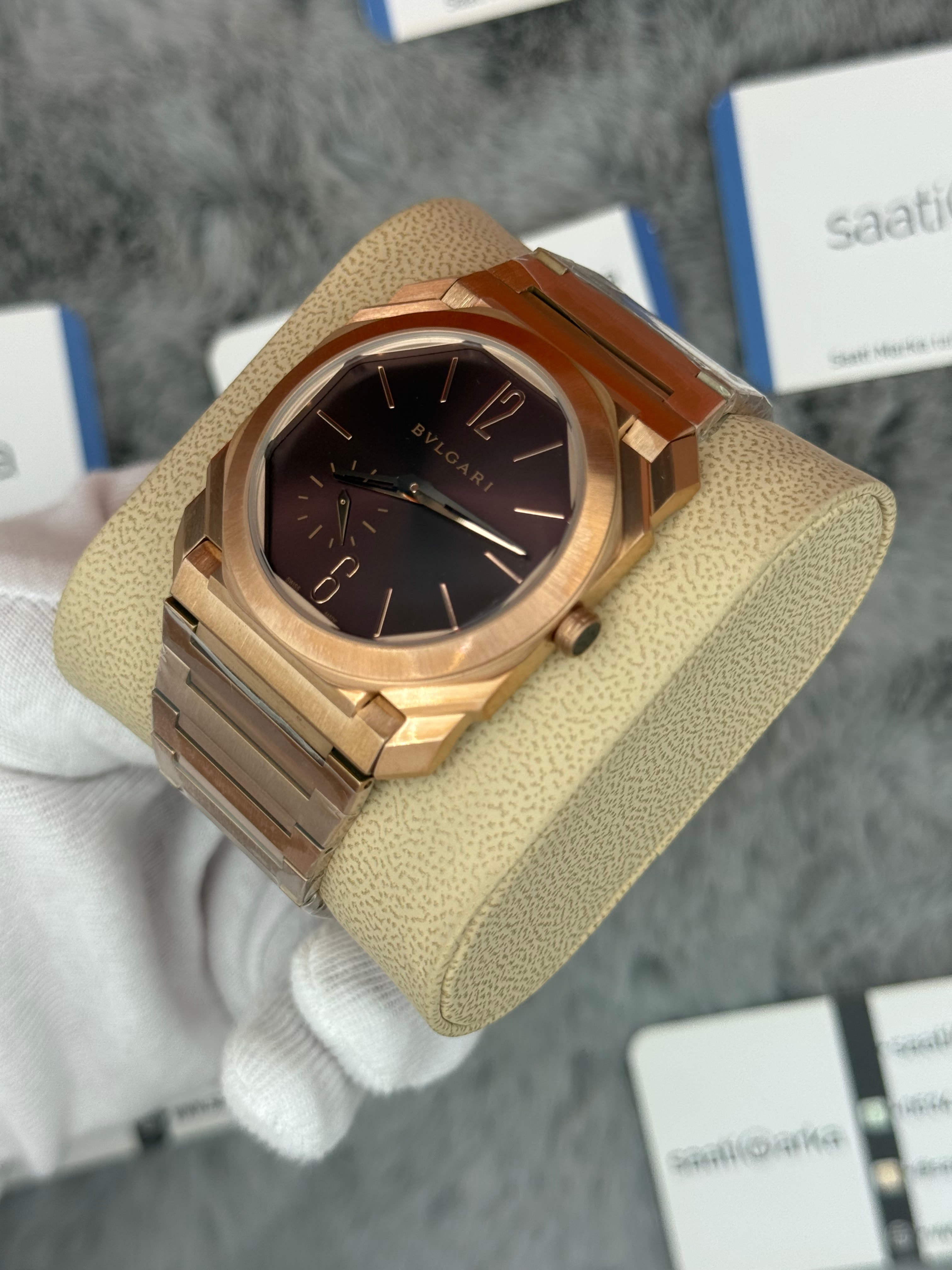 BVLGARİ octo 40mm chocolate kadran rose kasa kordon erkek kol saati