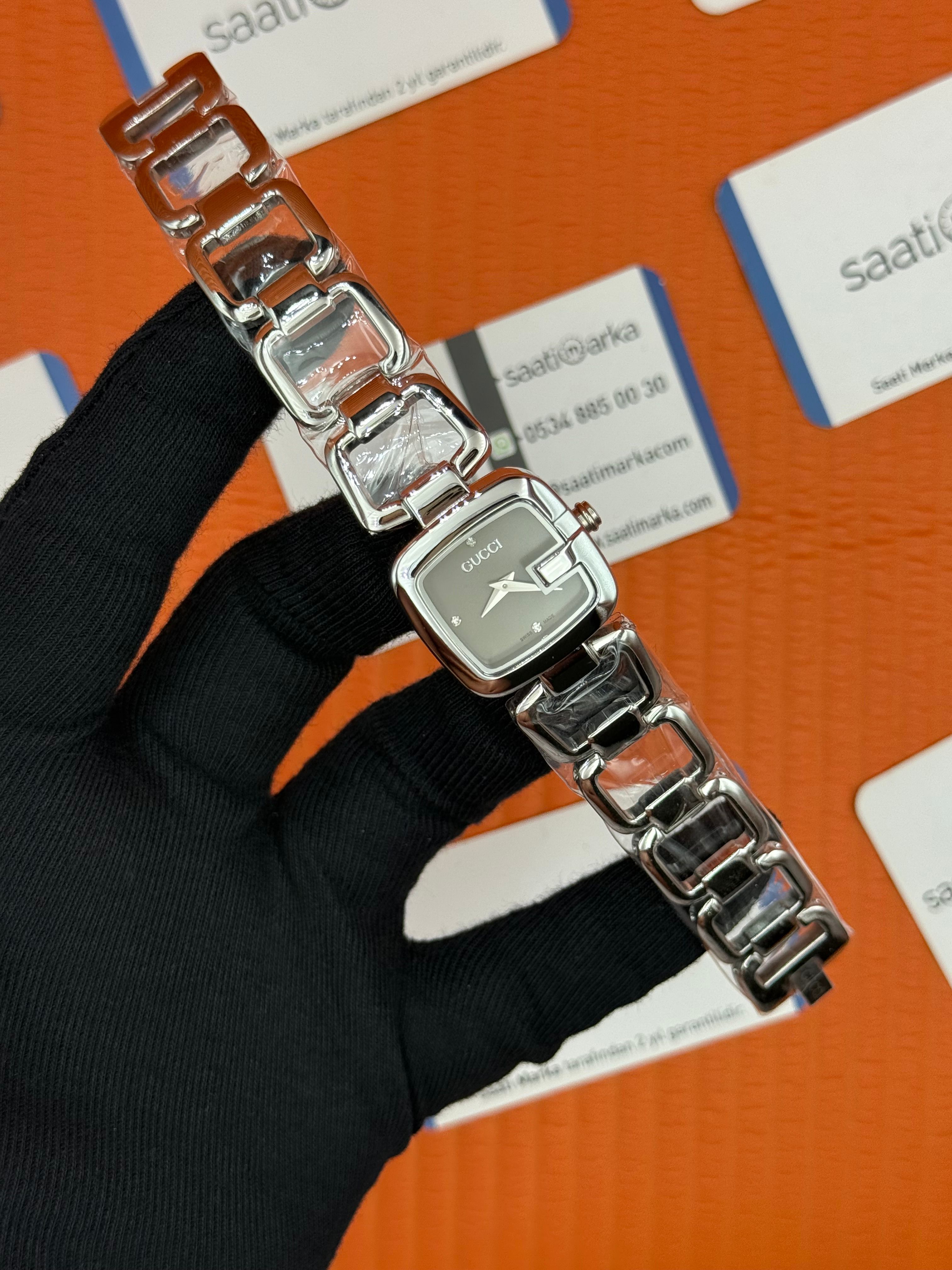 GUCCI YA125406 antrasit kadran silver kasa kordon kadın kol saati