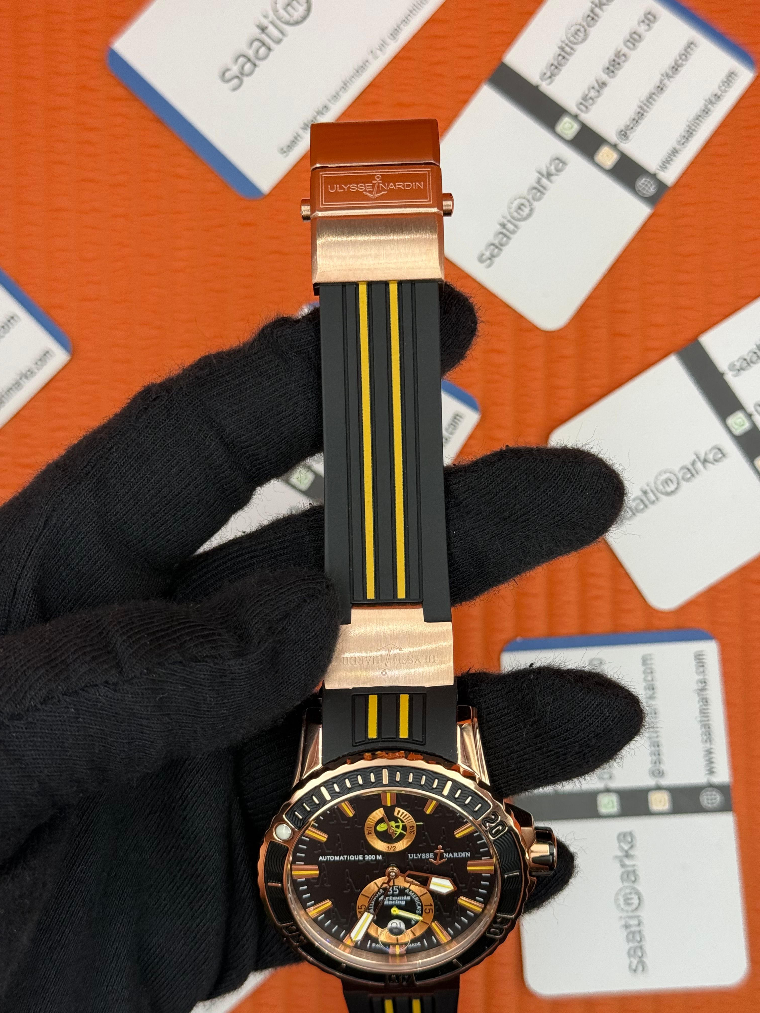ULYSSE NARDİN MAXİMARİNE CHRONOMETER SİYAH KORDON ROSE KASA 