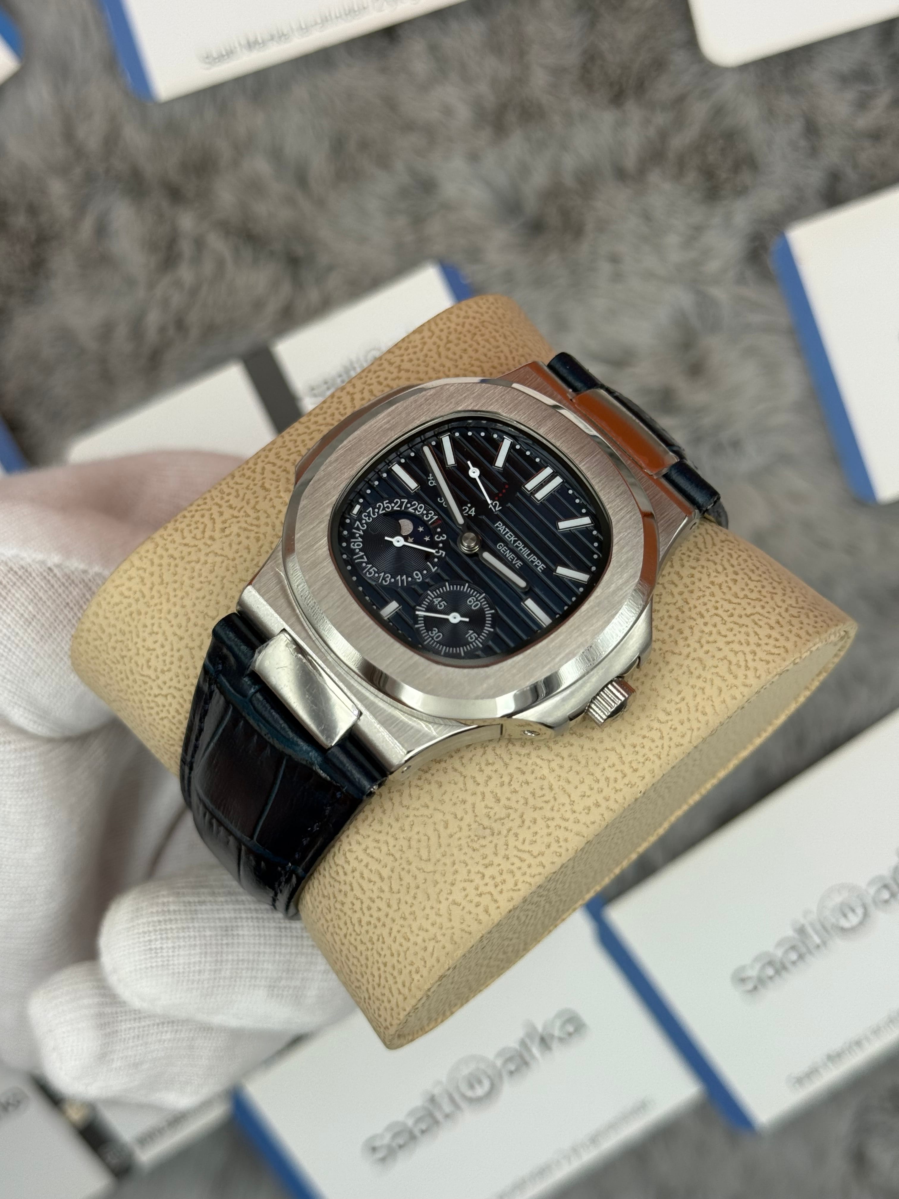 PATEK PHİLİPPE nautilus moontphase 5712 lacivert kadran lacivert deri kordon silver kasa 40mm erkek kol saati