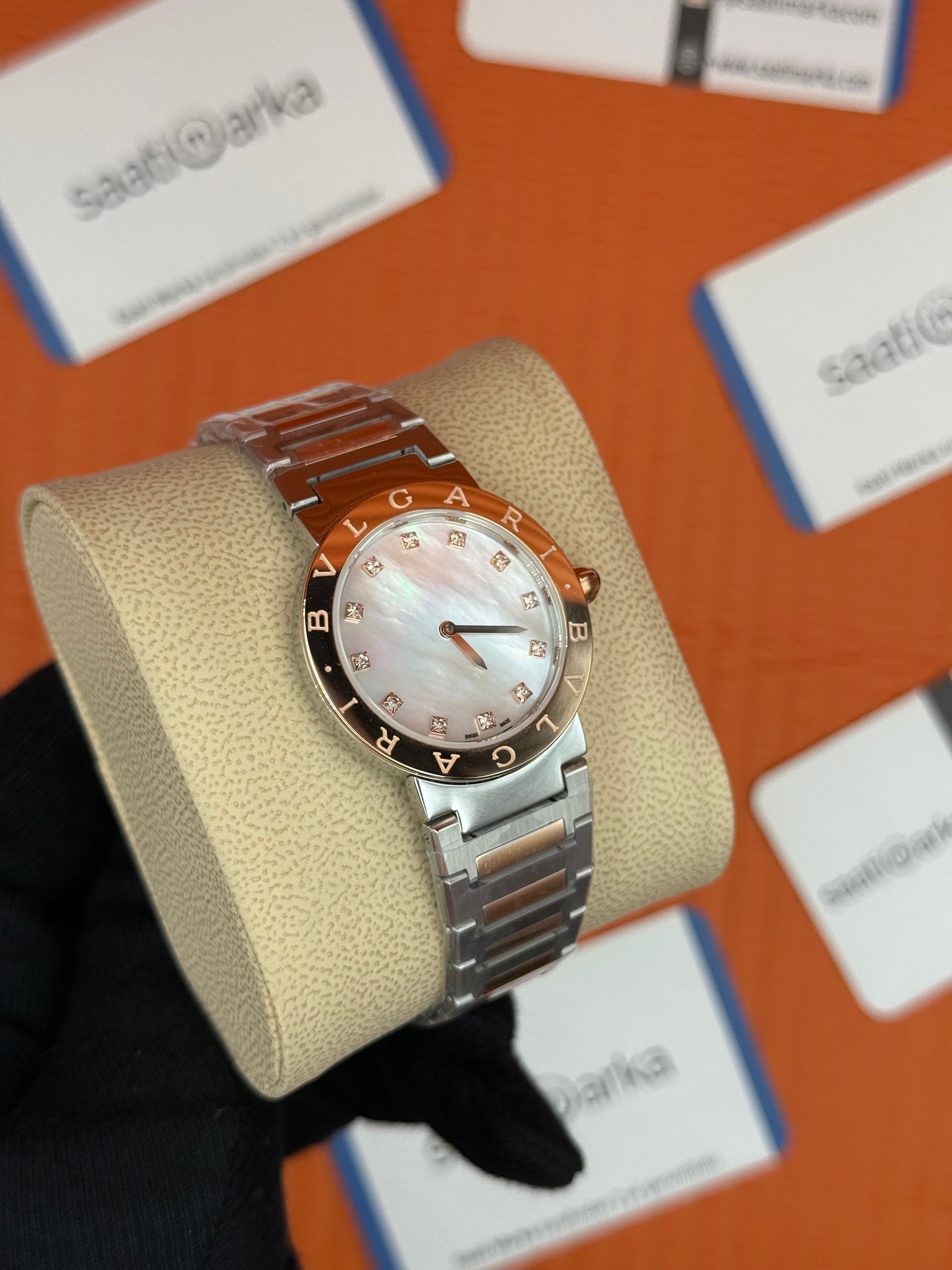 BVLGARI sedefli kadran rose bezel silver kasa kordon kadın kol saati
