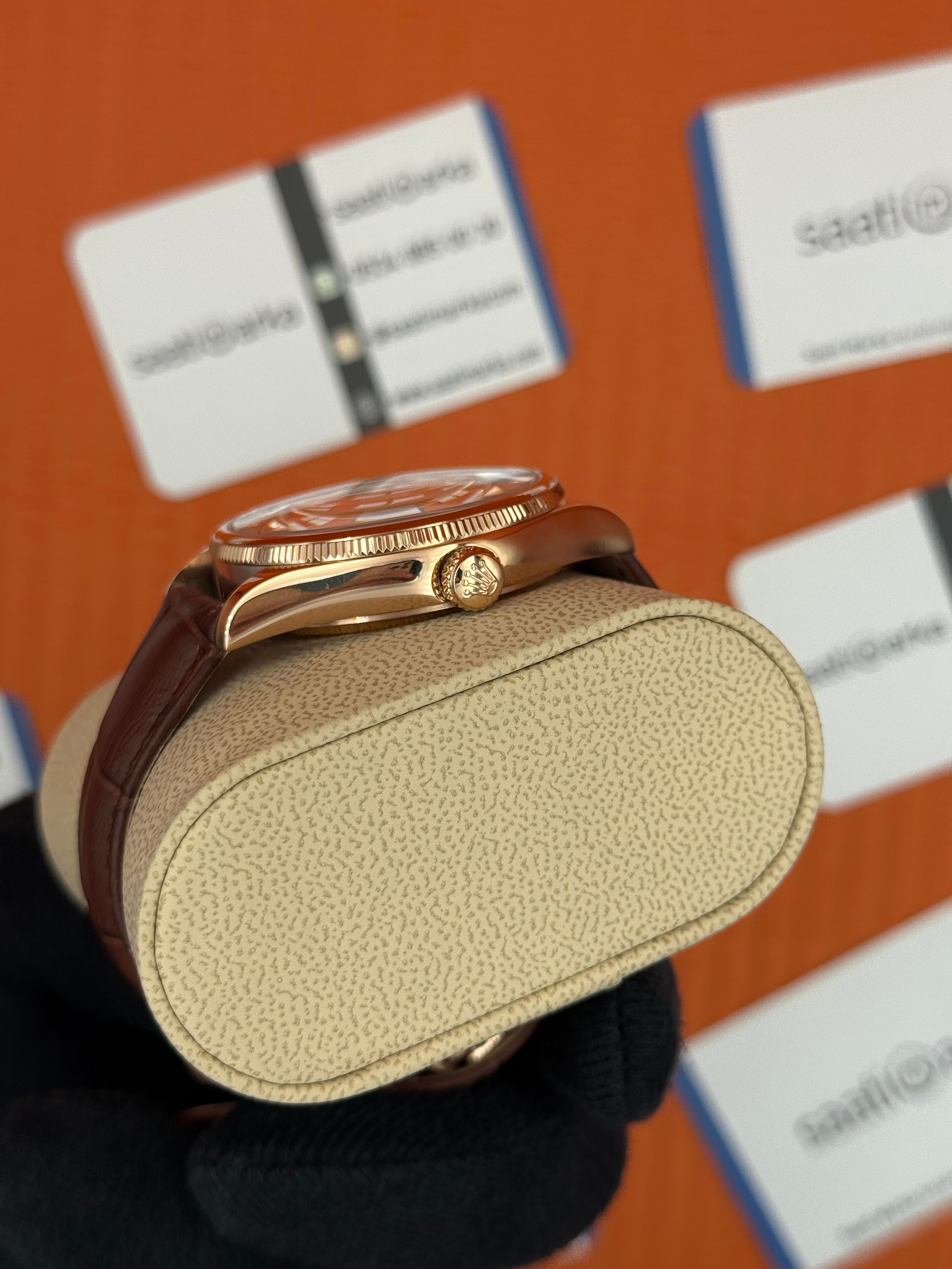 ROLEX Cellini rose kasa beyaz kadran kahverengi deri kordon