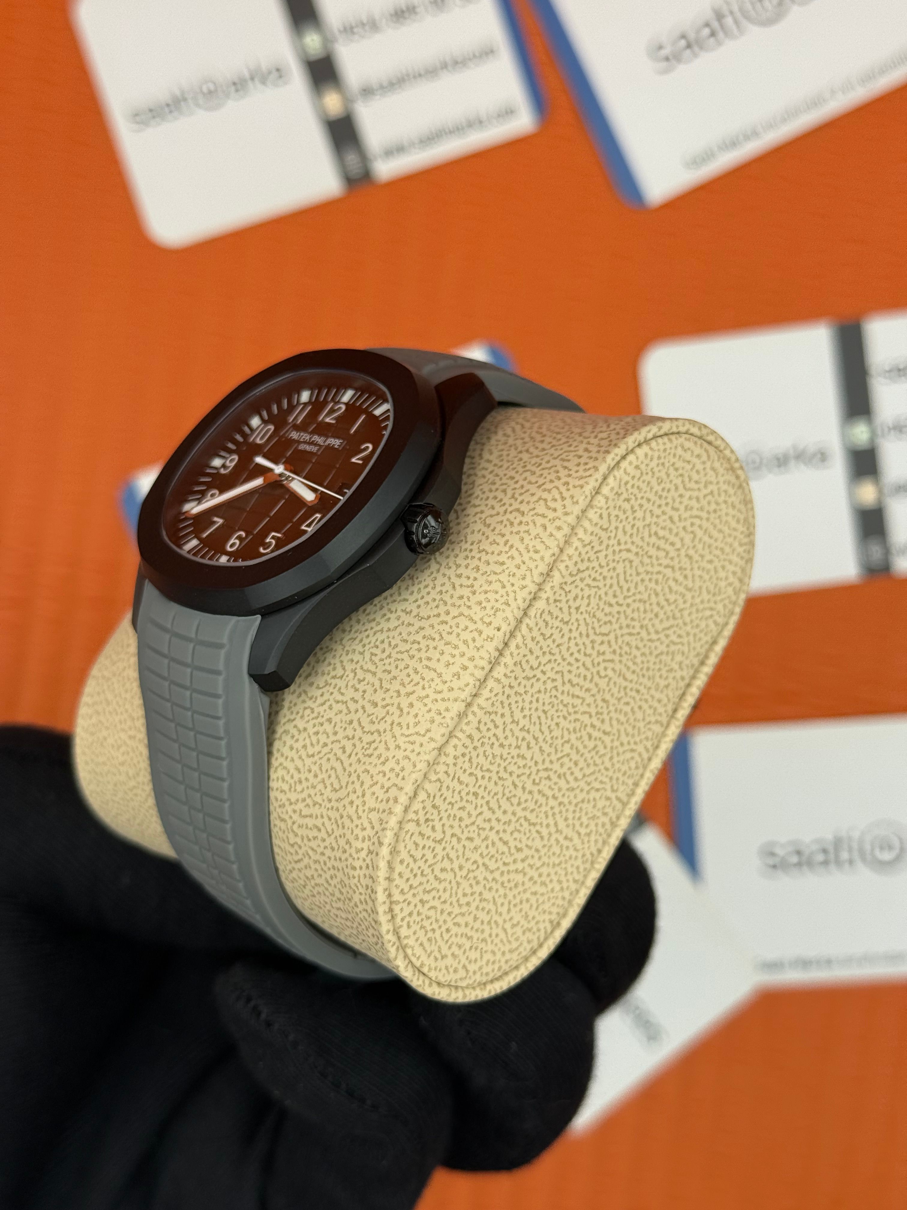 PATEK PHILIPPE Aquanaut gri kadran gri kauçuk kordon siyah çelik kasa 