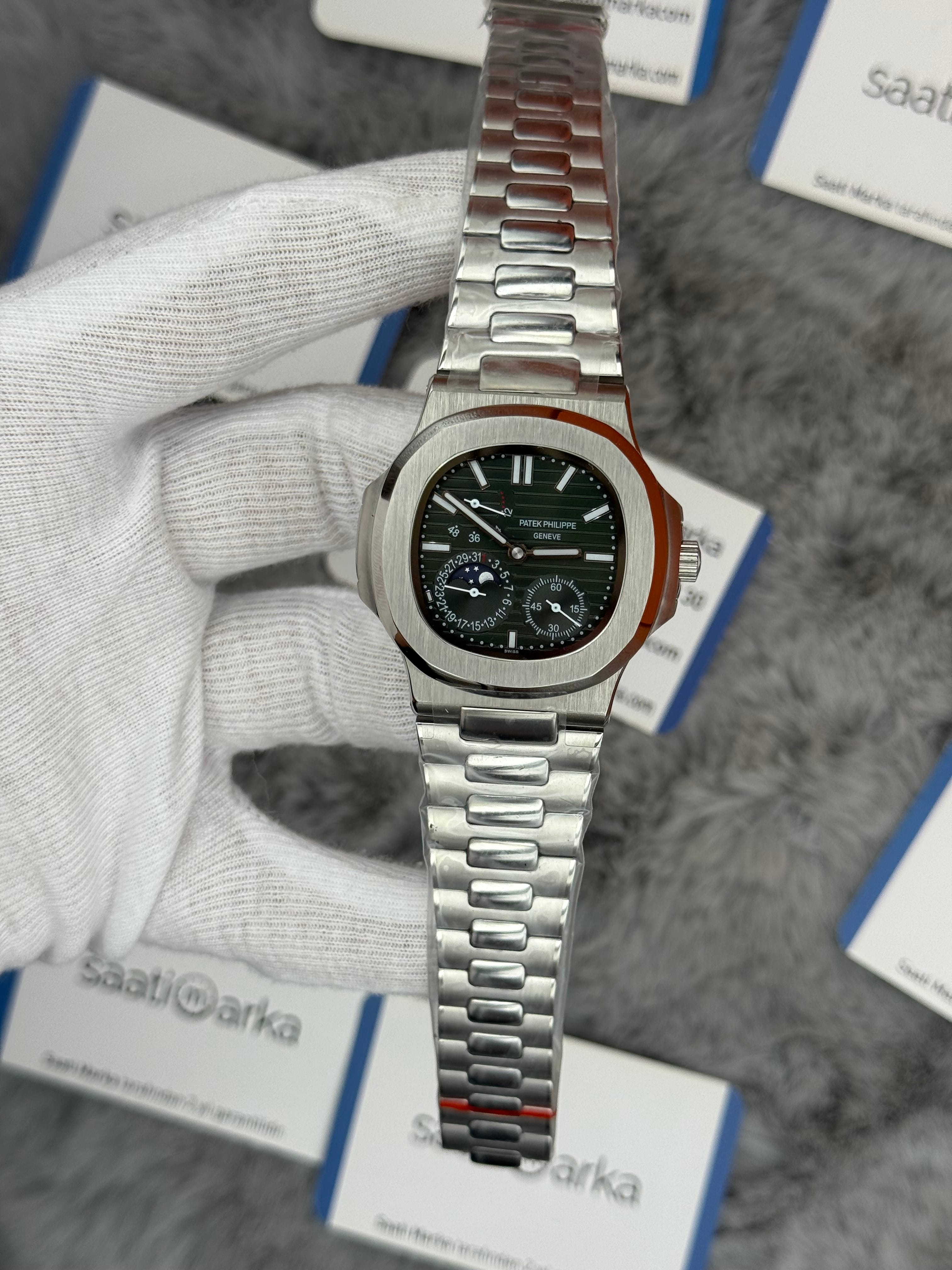 PATEK PHİLİPPE nautilus moontphase 5712 yeşil kadran silver kasa kordon 40mm erkek kol saati