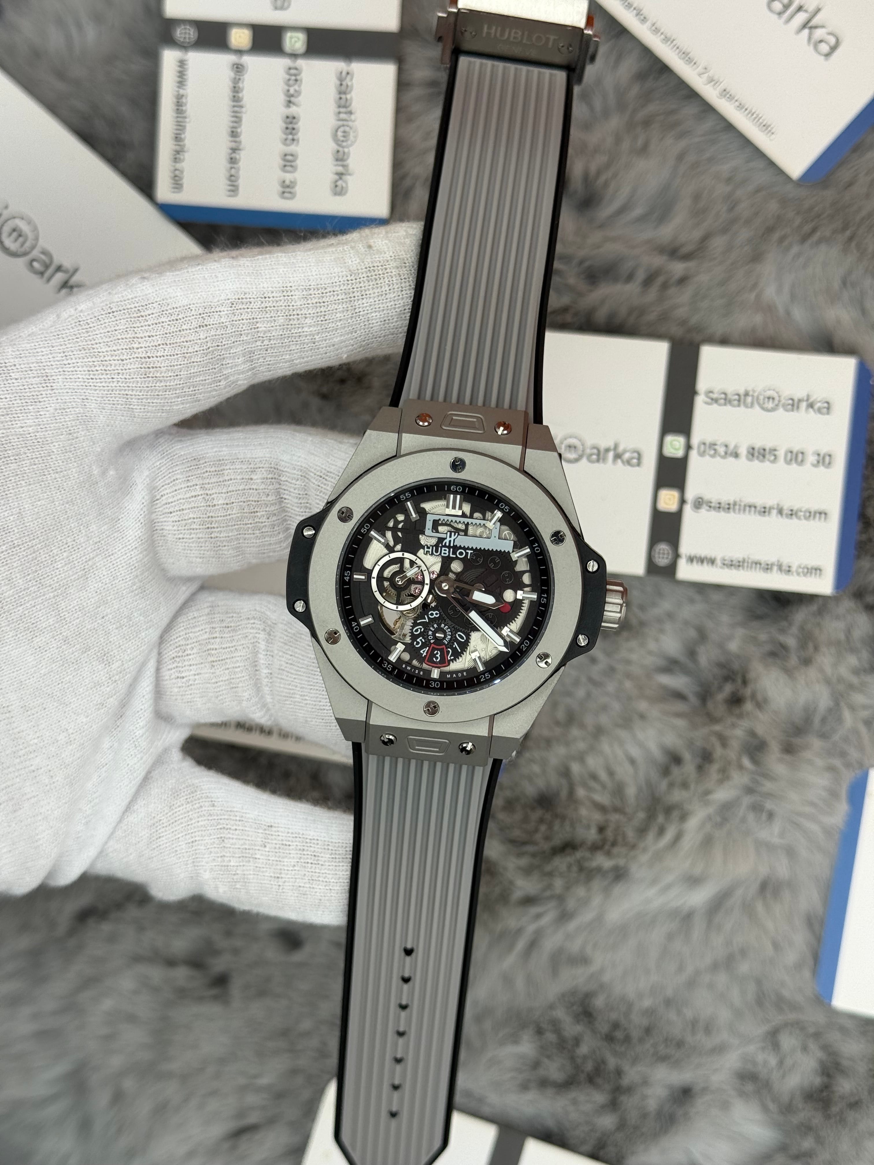 HUBLOT big bang tourbillon 42mm silver kasa gri akuçuk kordon erkek kol saati