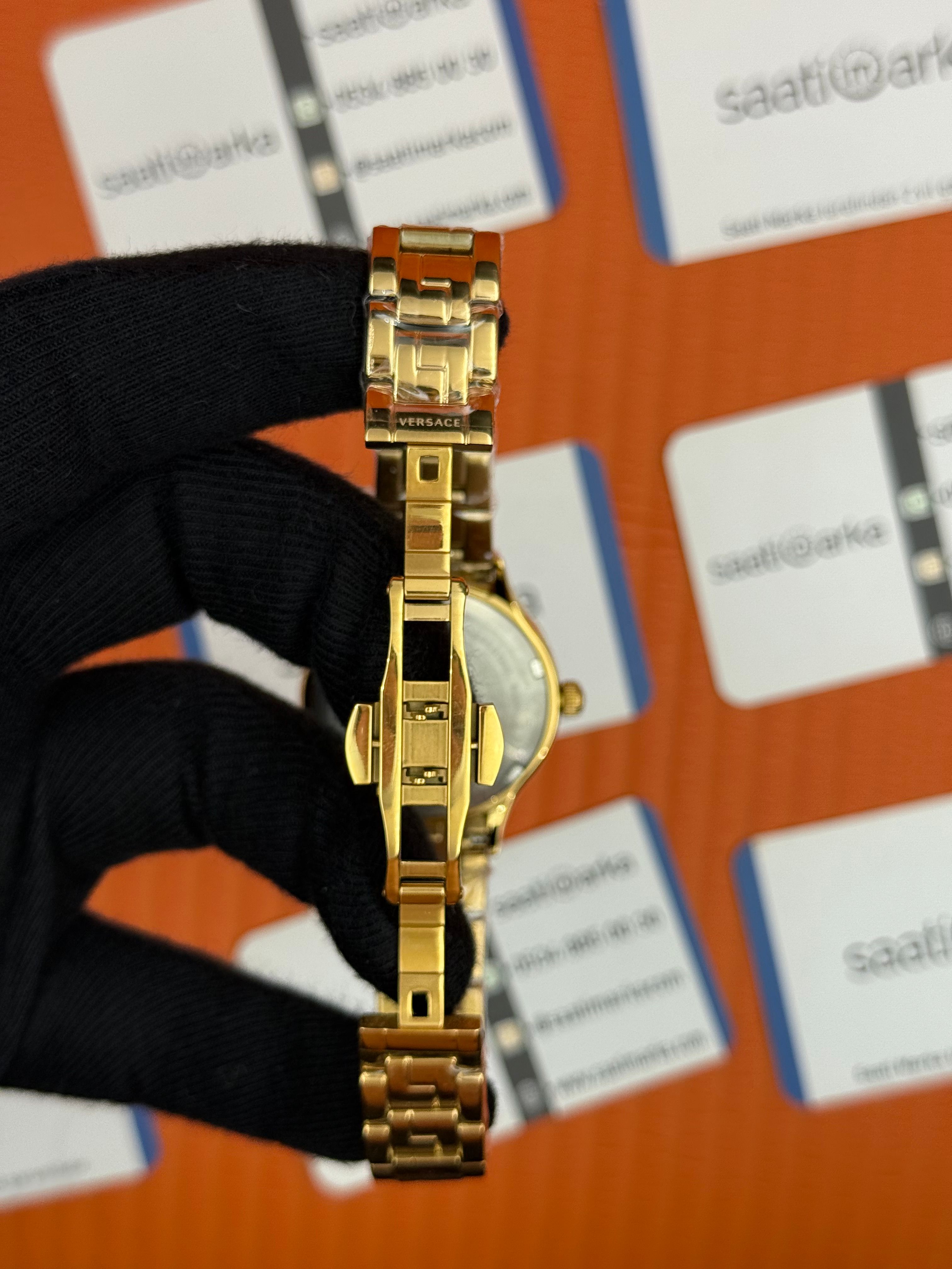 VERSACE siyah kadran gold kasa kordon kadın kol saati