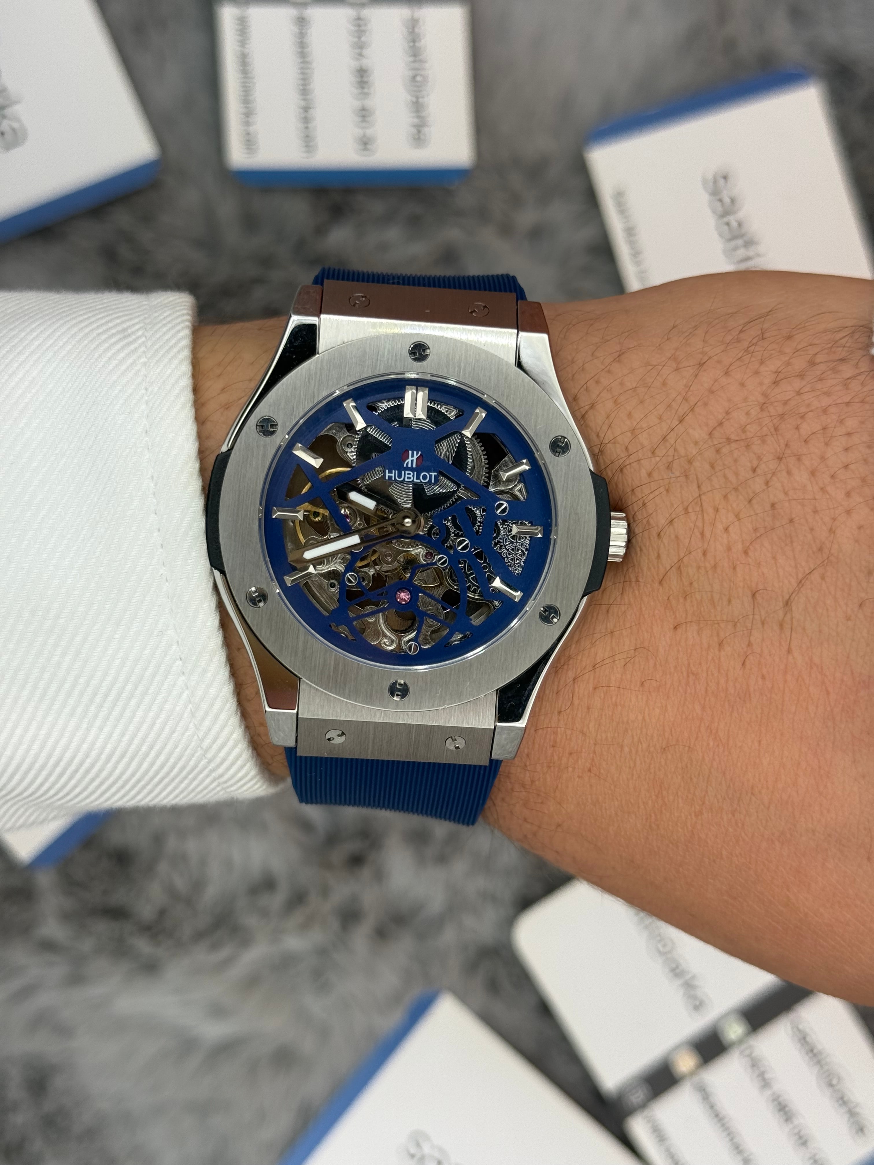 HUBLOT big bang tourbillon 41mm silver kasa mavi kauçuk kordon erkek kol saati