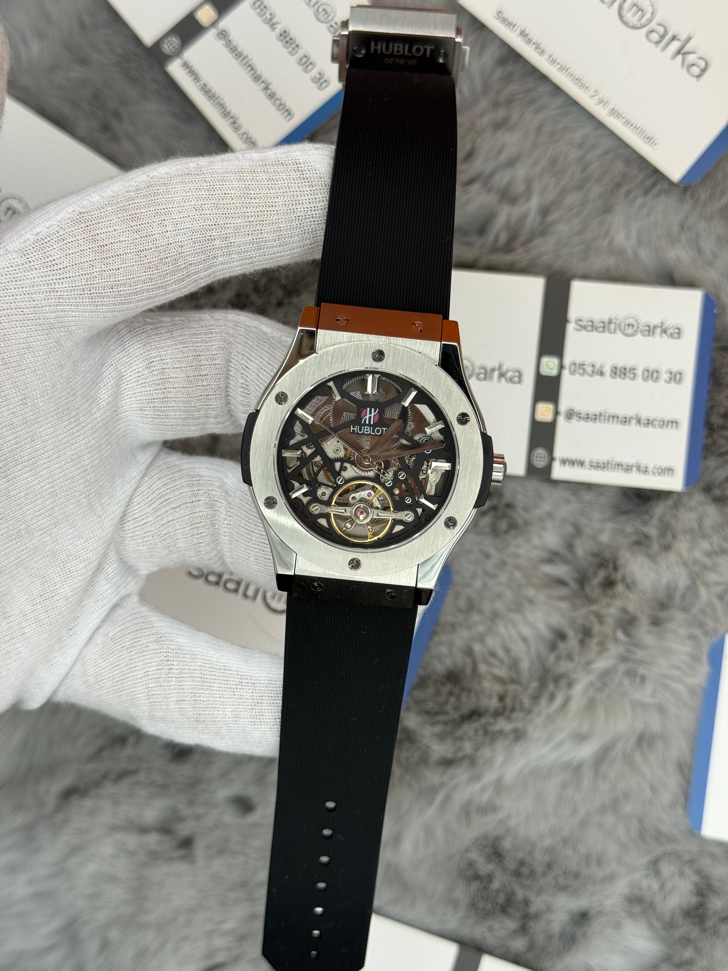 HUBLOT big bang tourbillon 41mm silver kasa siyah kauçuk kordon erkek kol saati