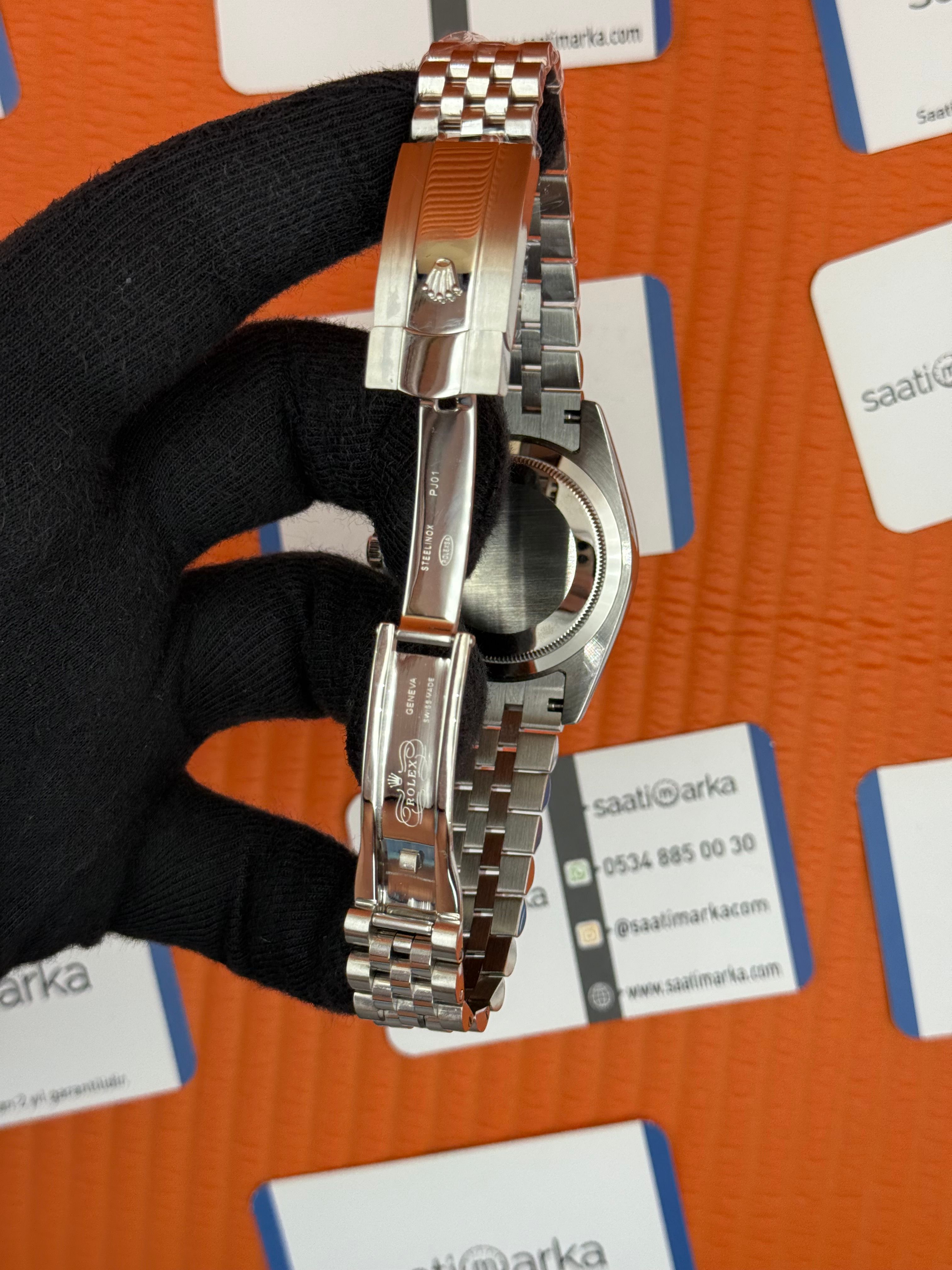 ROLEX Datejust green dial silver jubilee kordon