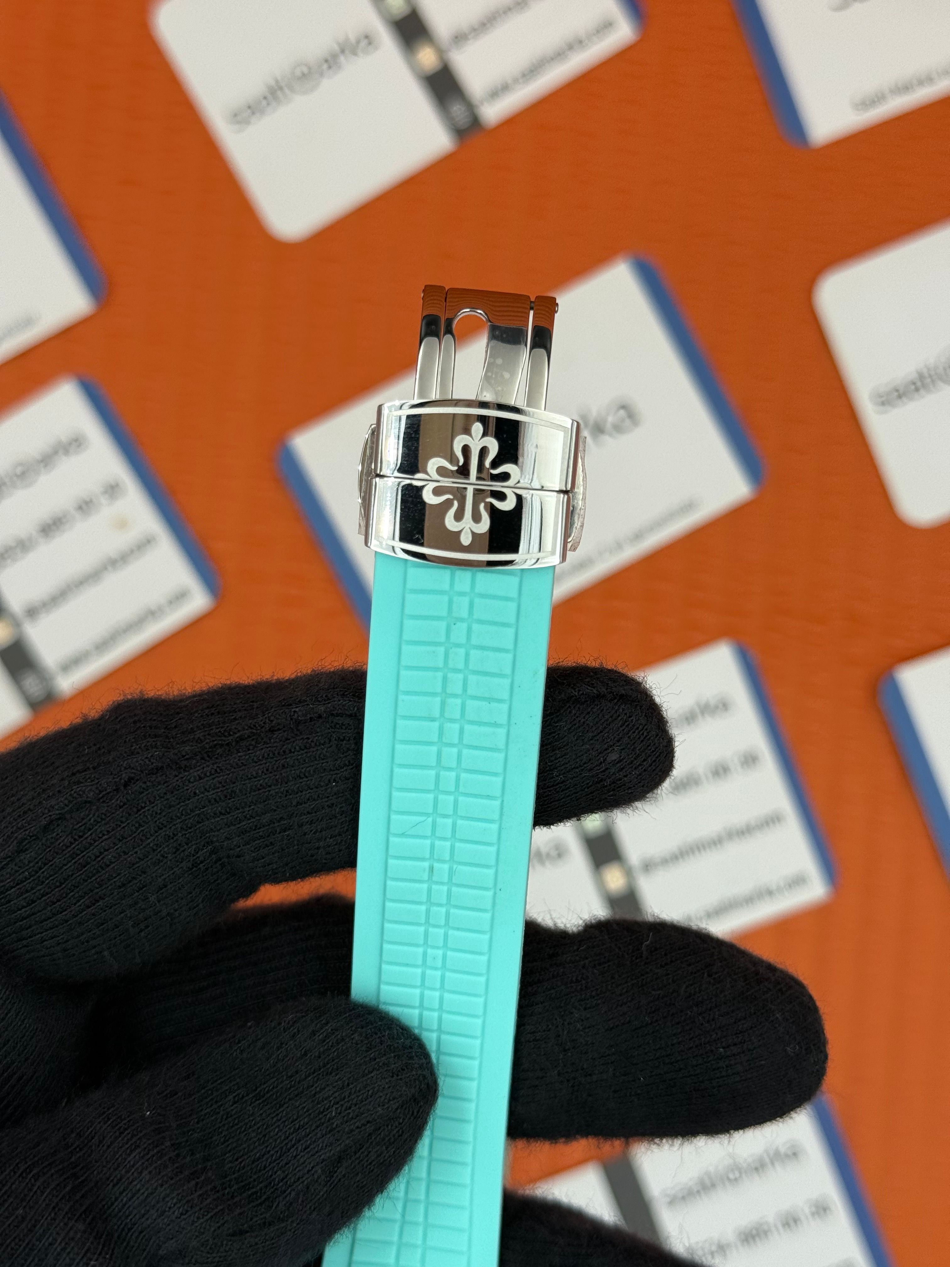 PATEK PHILIPPE AQUANAUT TURKUAZ KADRAN TURKUAZ KAUÇUK KORDON SİLVER KASA 