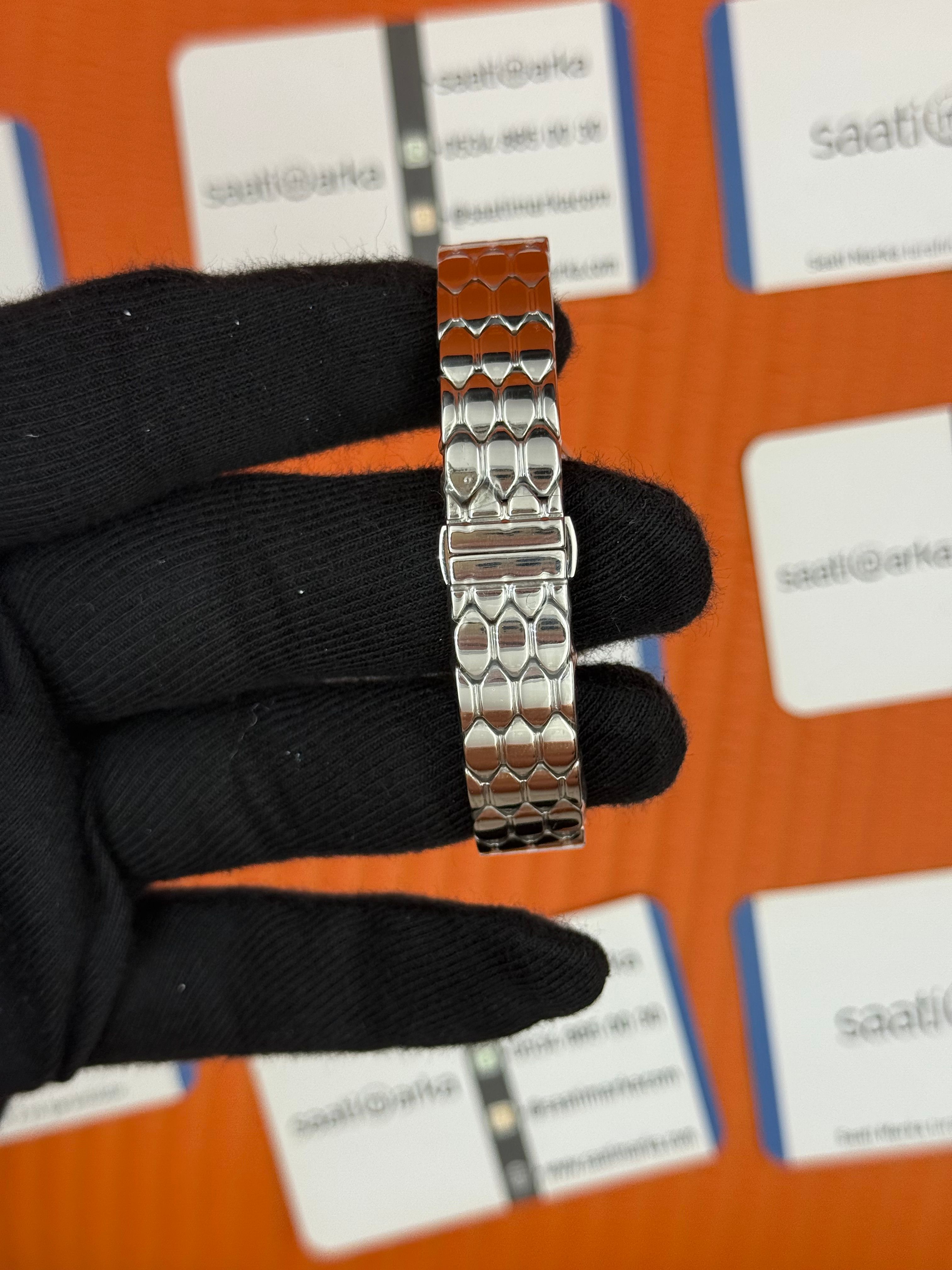 BVLGARİ serpenti seduttori siyah kadran silver kasa kordon kadın kol saati