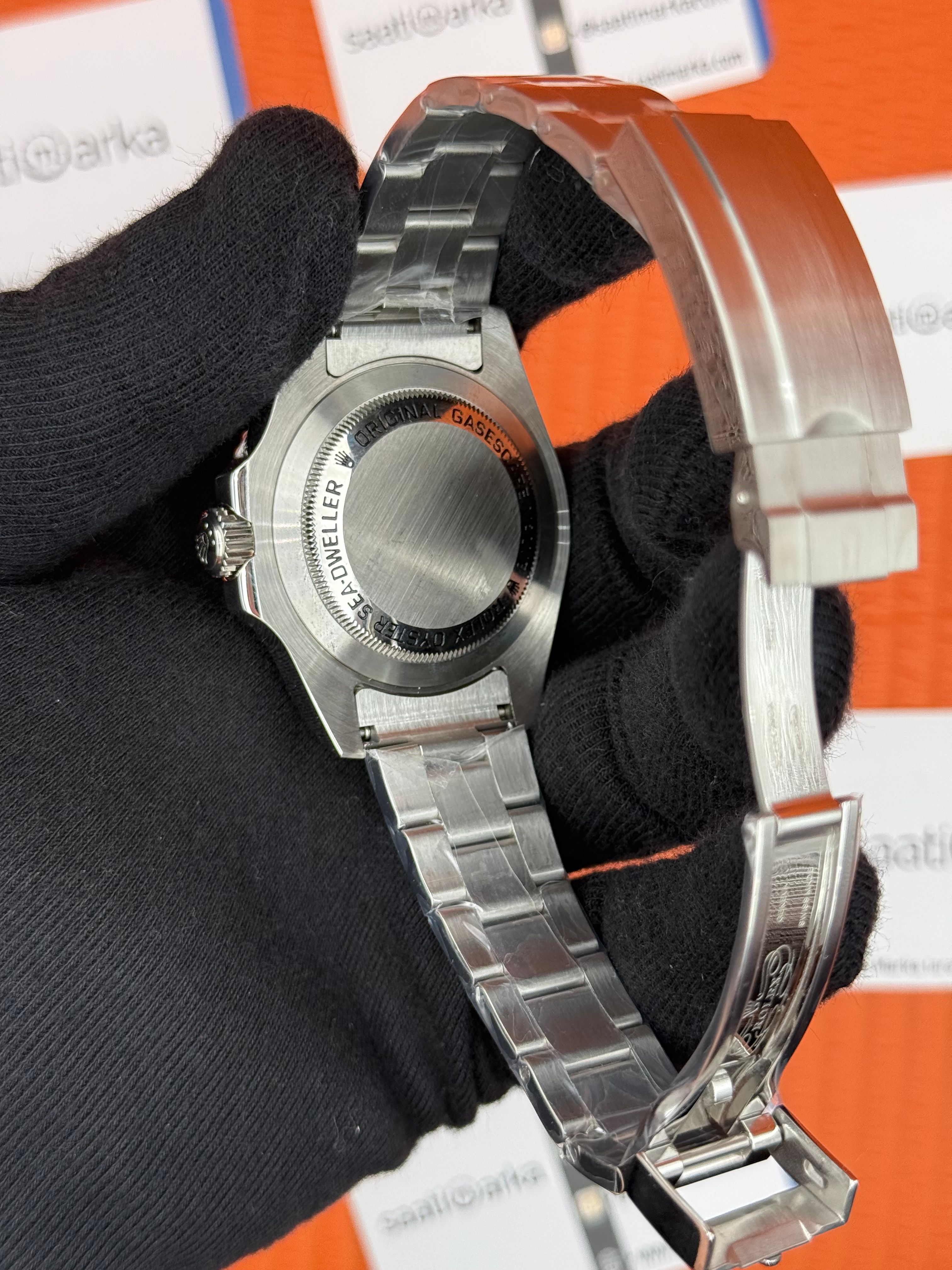 ROLEX Sea Dweller black dial silver kasa-kordon
