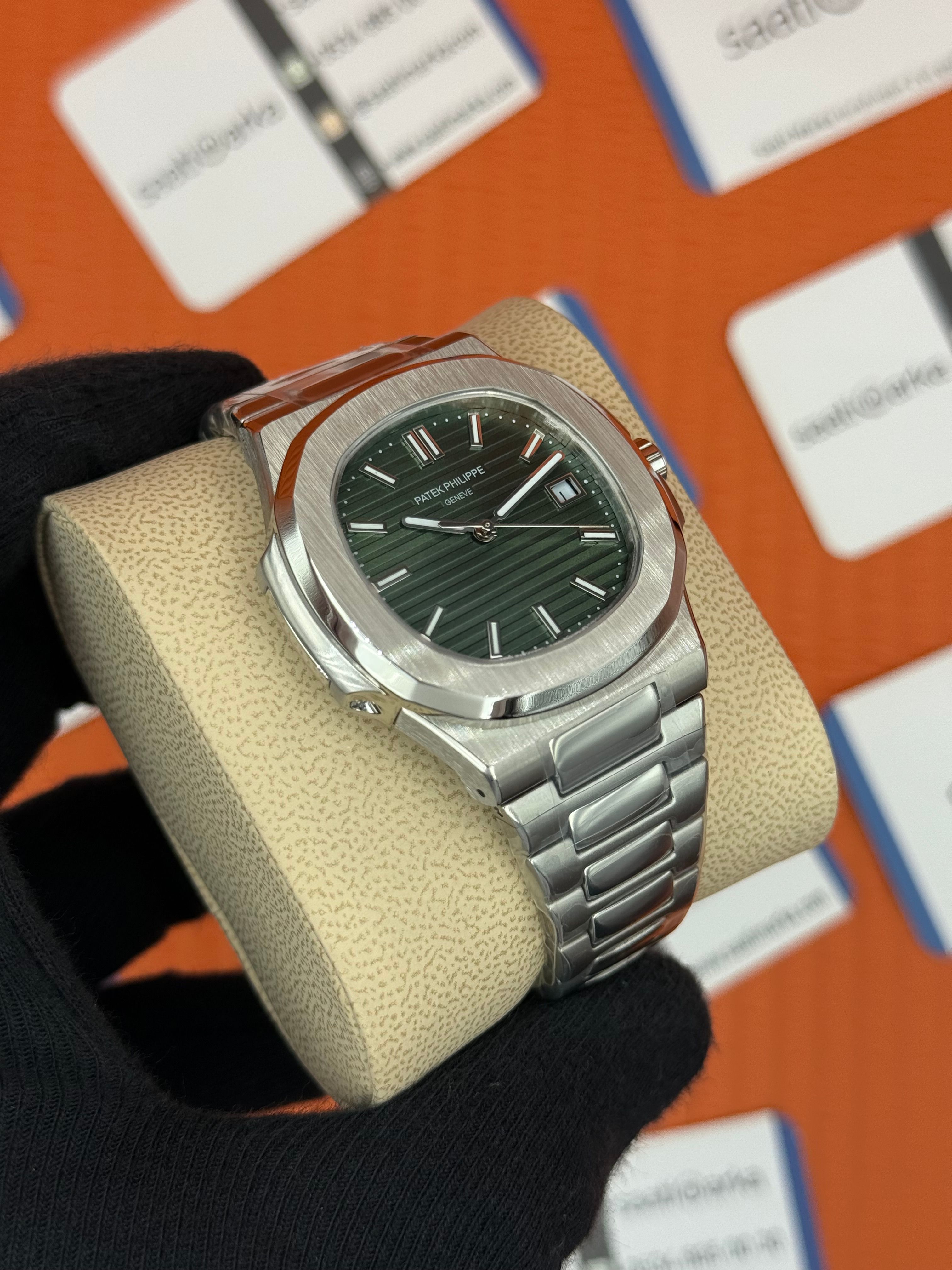 PATEK PHILIPPE NAUTİLUS YEŞİL KADRAN SİLVER KASA-KORDON