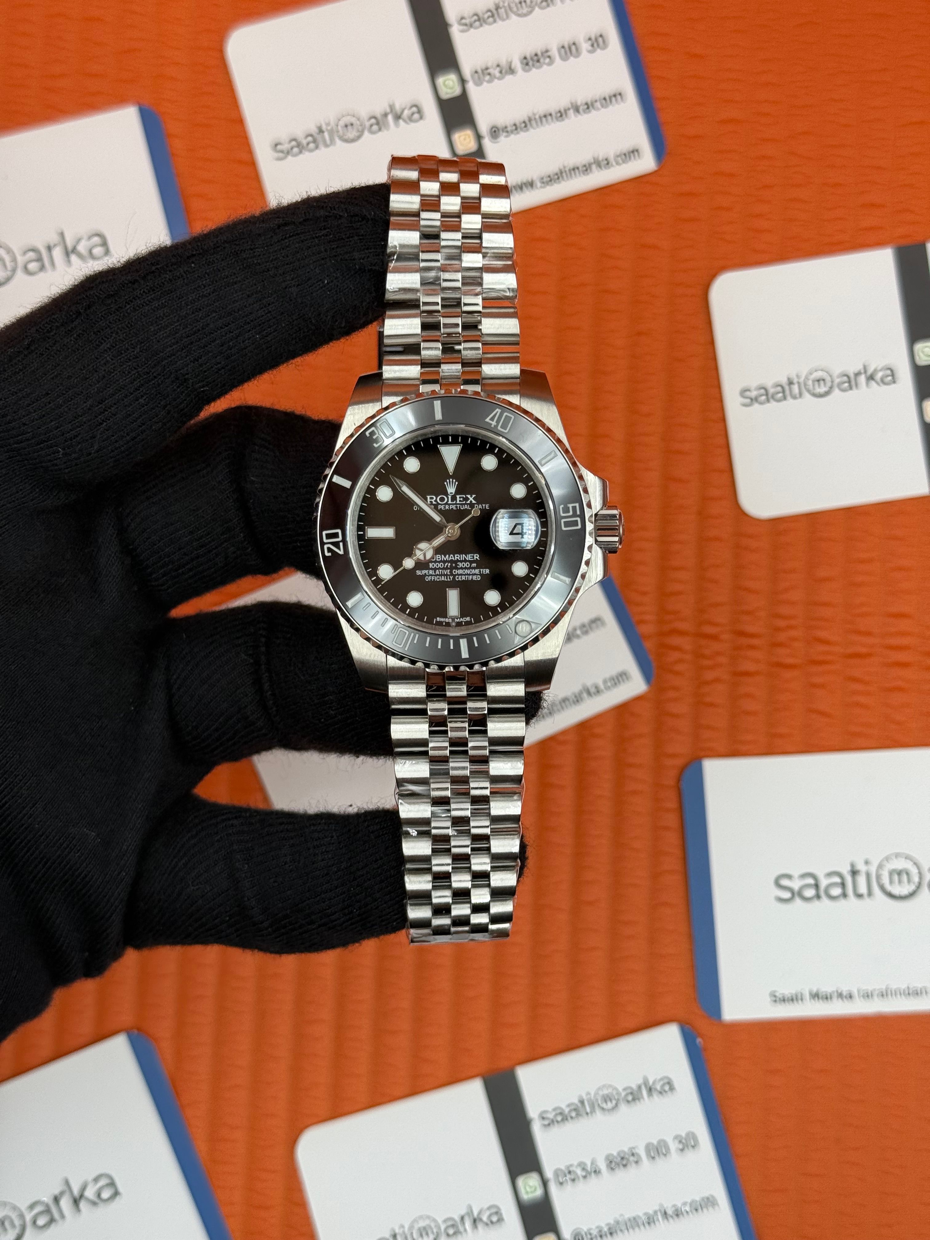ROLEX Submariner jubilee silver kordon black bezel dial 