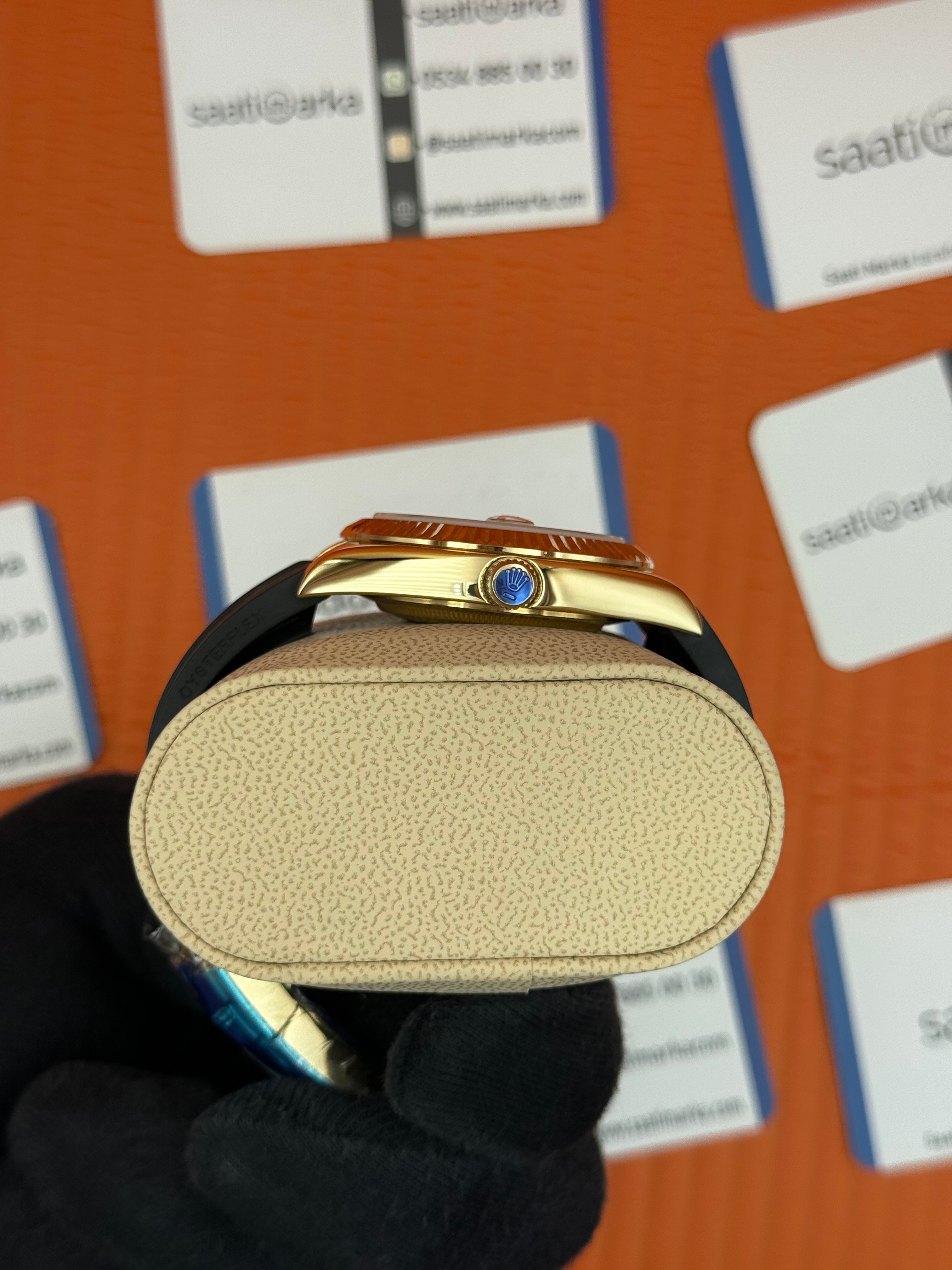 ROLEX Sky Dweller black dial gold kasa siyah kauçuk kordon