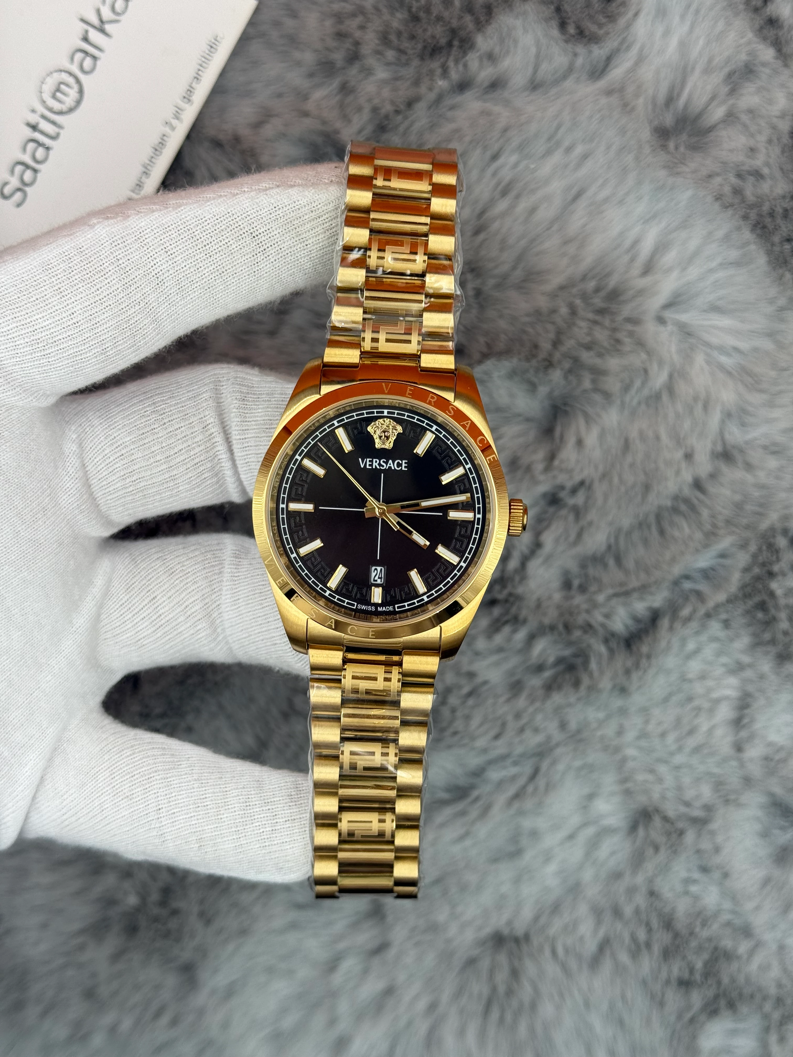 VERSACE 40MM SİYAH KADRAN GOLD KASA KORDON ERKEK KOL SAATİ