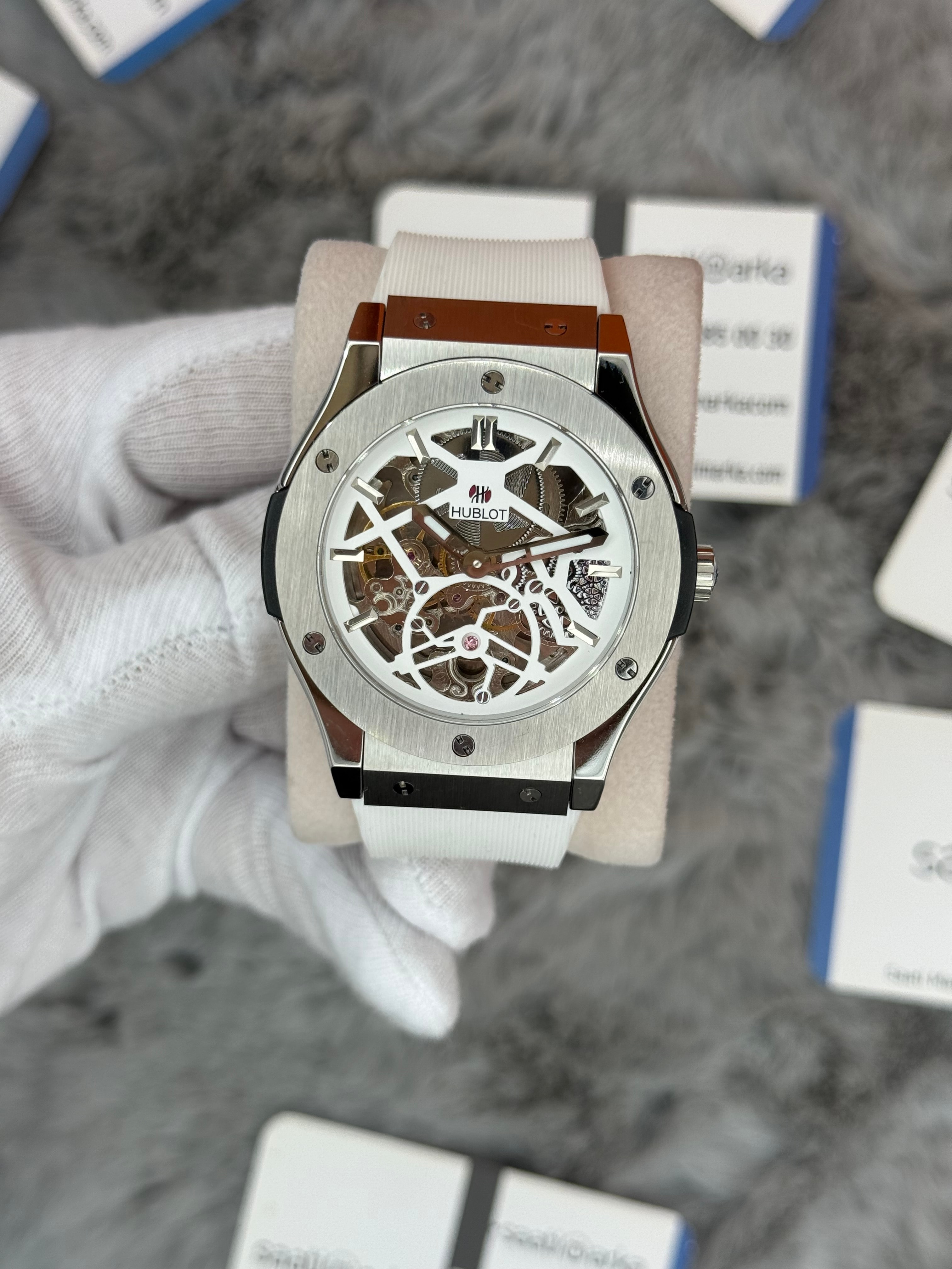 HUBLOT big bang tourbillon 41mm silver kasa beyaz kauçuk kordon erkek kol saati