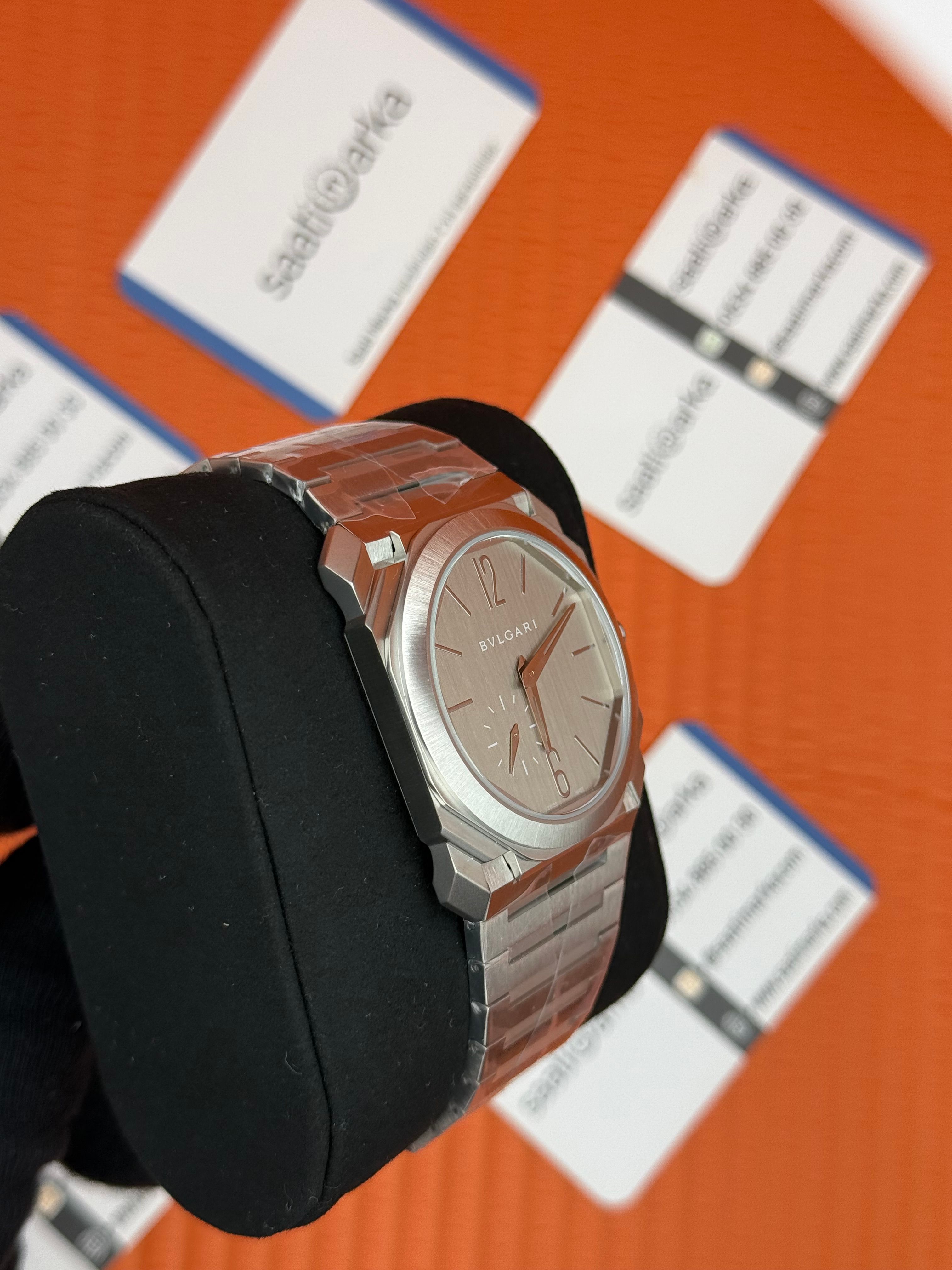BVLGARİ OCTO MAT GRİ KADRAN