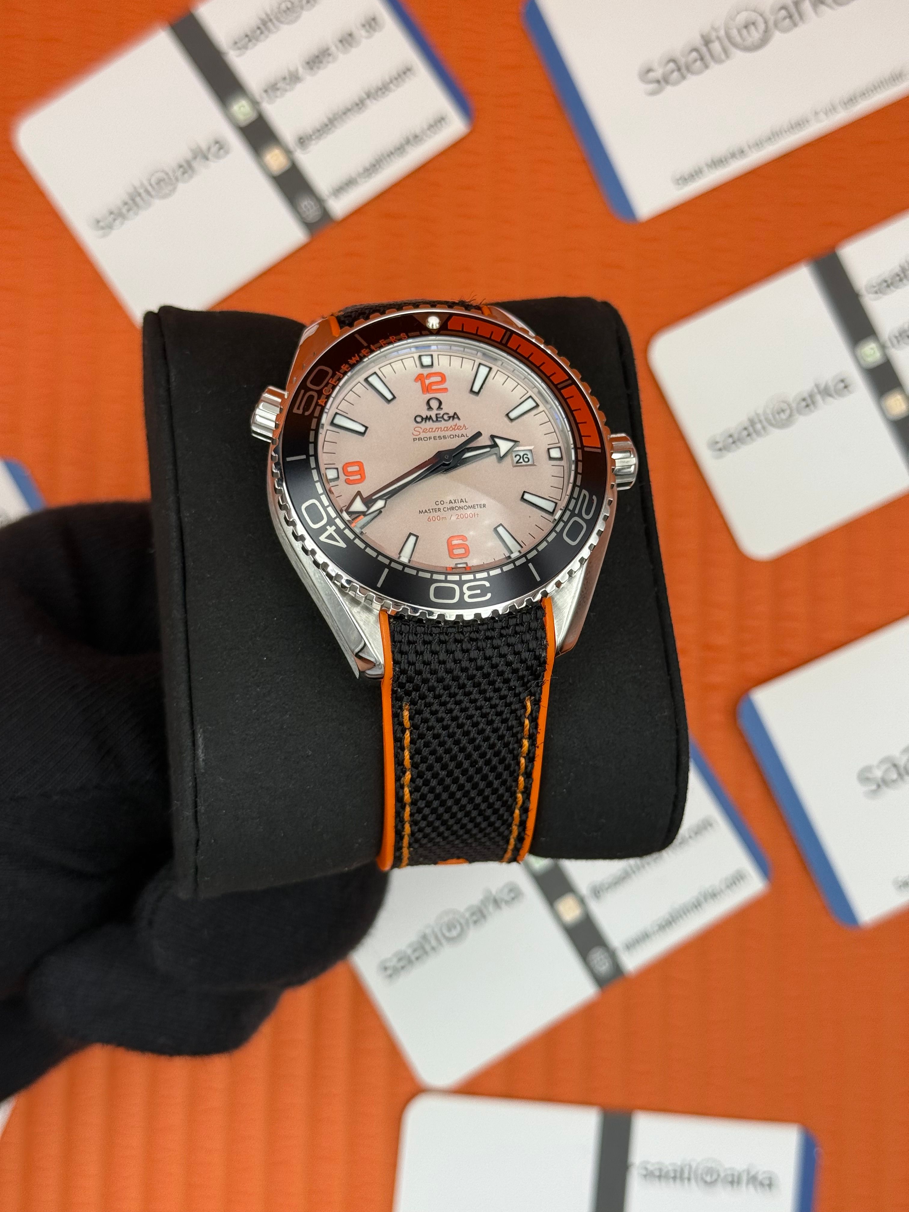 OEMGA SEAMASTER CHRONMETER 600M KAUÇUK TURUNCU SİYAH KORDON ÇELİK KASA 
