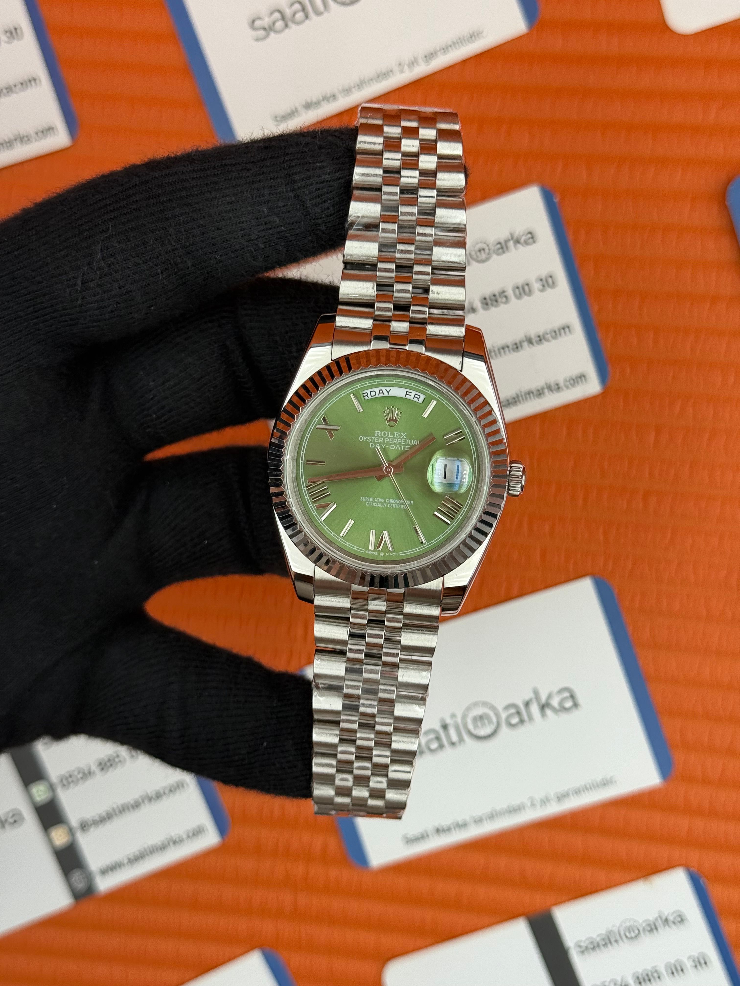 ROLEX Day Date roma rakamlı yeşil kadran silver jubilee kordon
