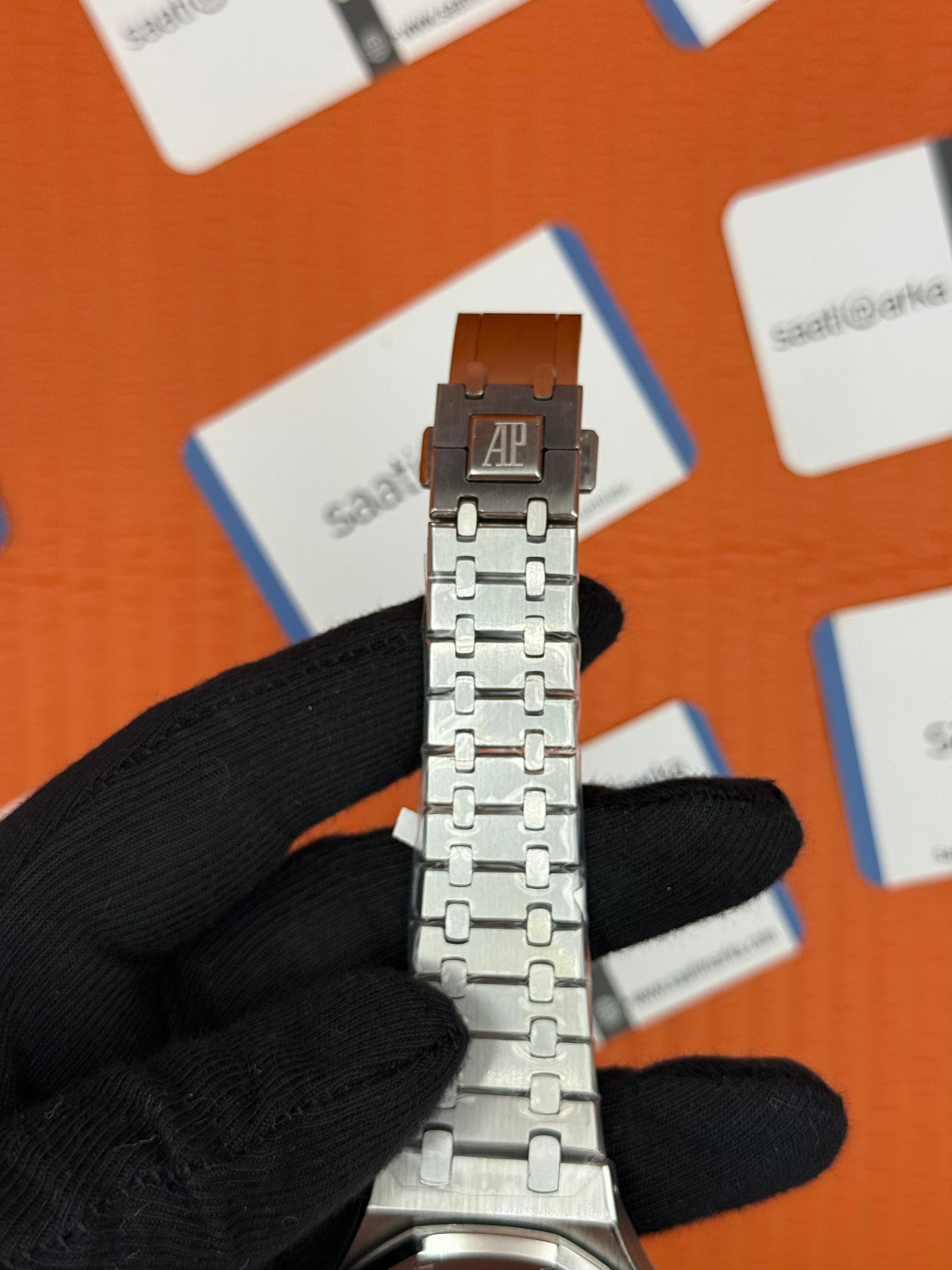 AUDEMARS PİGUET BUZ MAVİSİ KADRAN SİLVER KASA KORDON AUTOMATİK MEKANİZMA 