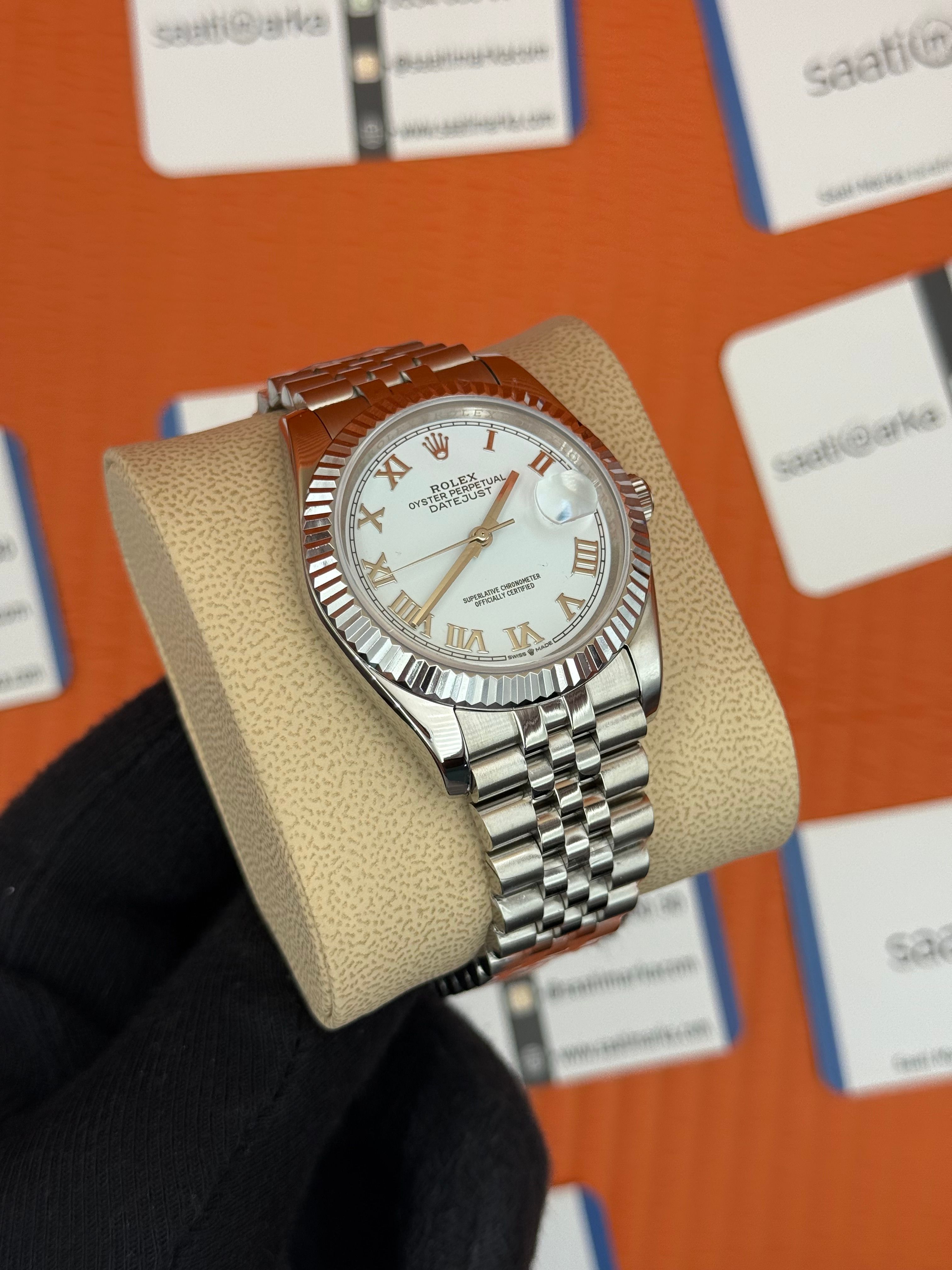 ROLEX Datejust roma rakamlı white dial silver jubilee kordon