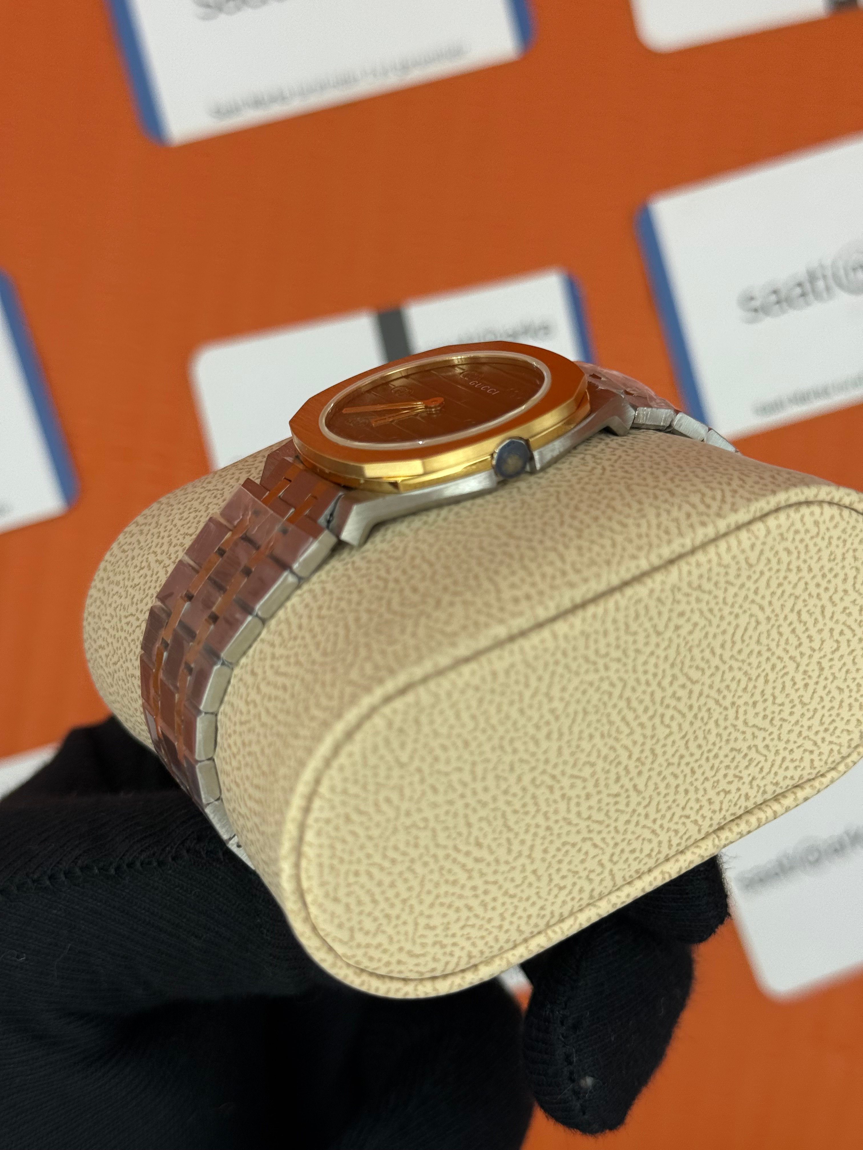 GUCCI YEŞİL KADRAN GOLD SİLVER KASA-KORDON KADIN KOL SAATİ