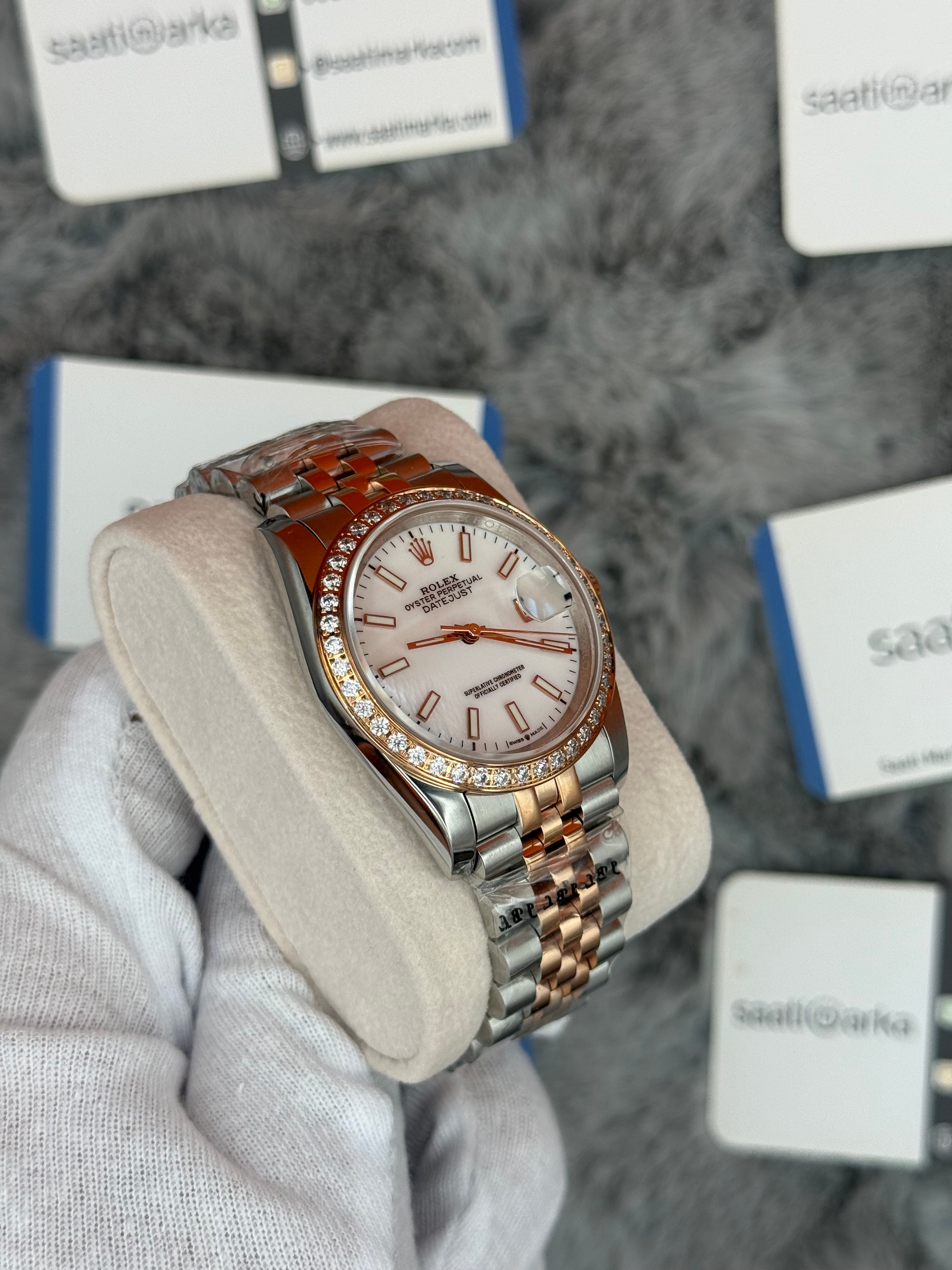 ROLEX datejust 36mm beyaz kadran taşlı bezel silver kasa rose silver jubilee kordon