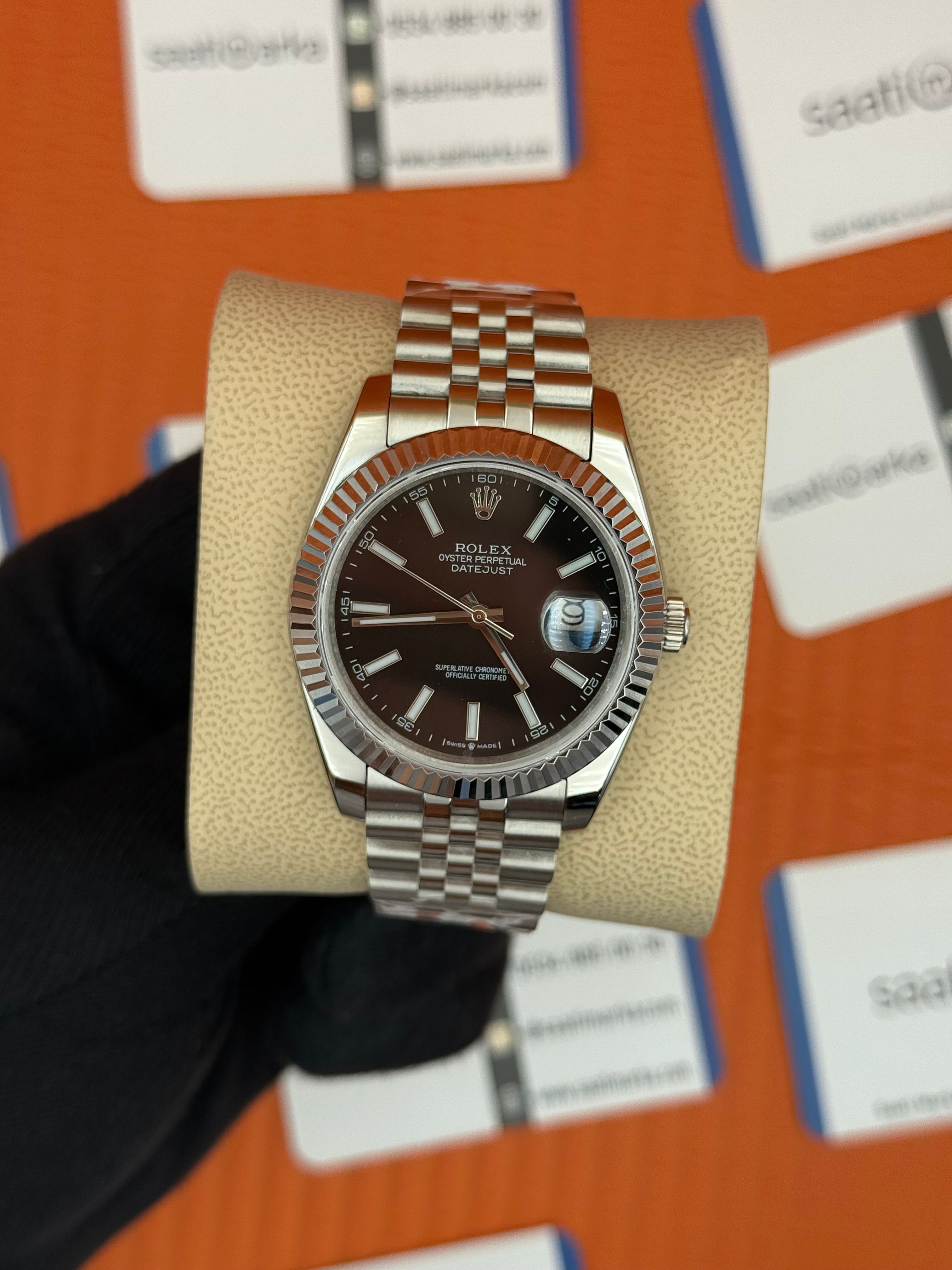 ROLEX Datejust black dial silver jubilee kordon