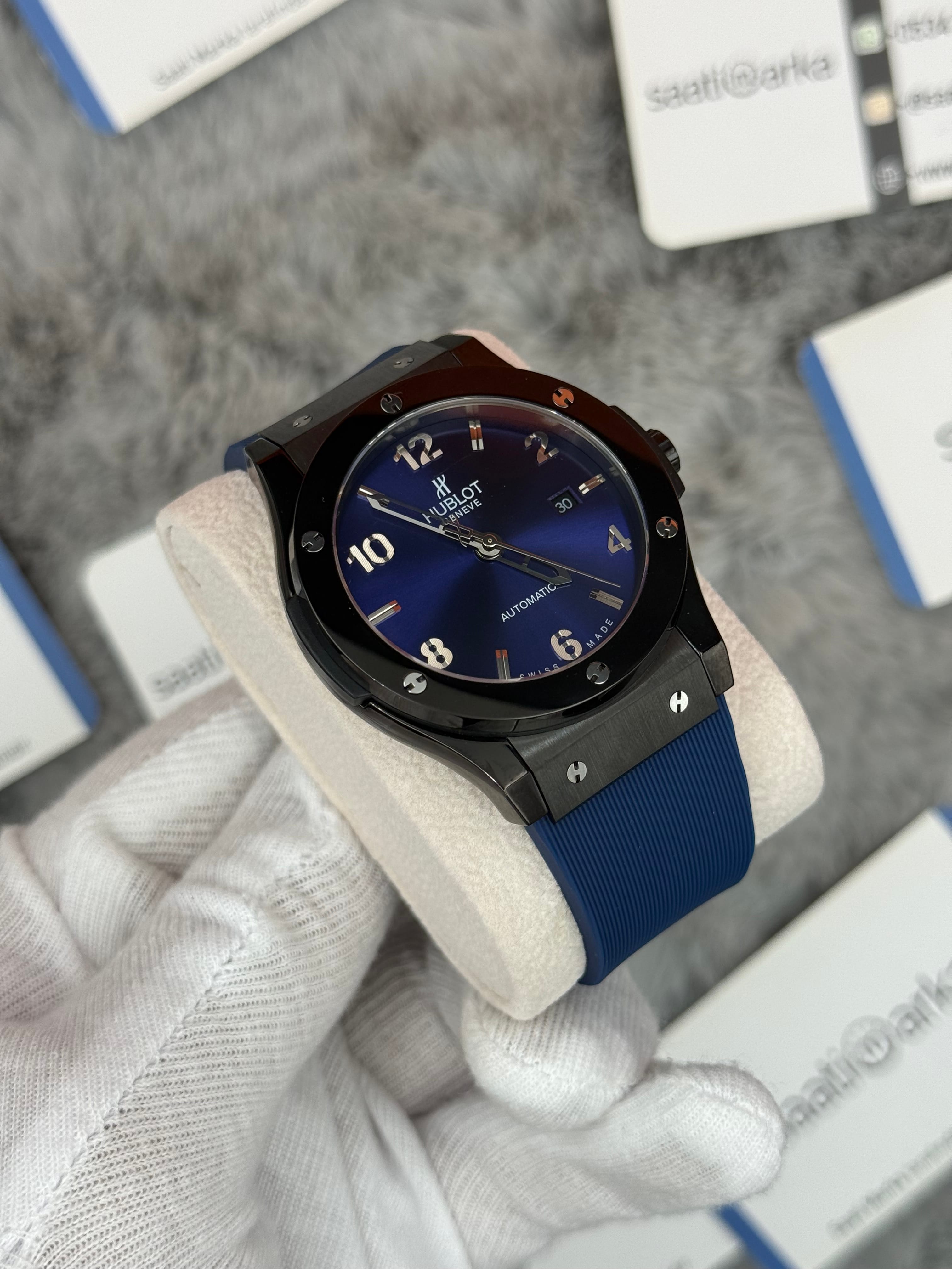 HUBLOT vendome 41mm siyah kasa mavi kadran mavi kauçuk kordon erkek kol saati