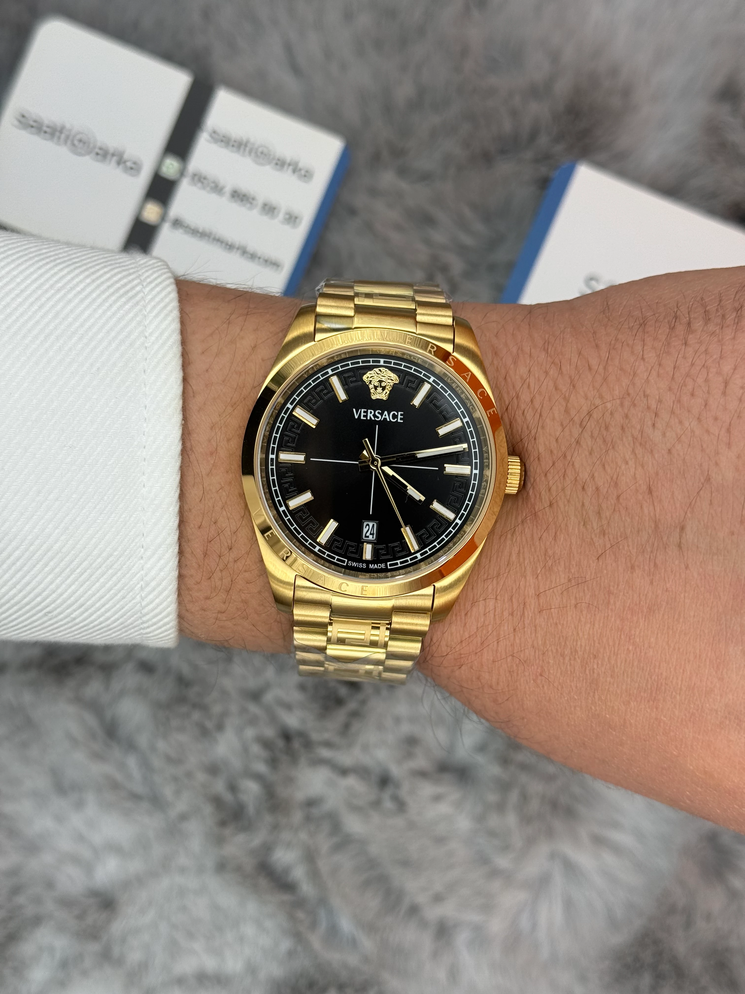 VERSACE 40MM SİYAH KADRAN GOLD KASA KORDON ERKEK KOL SAATİ