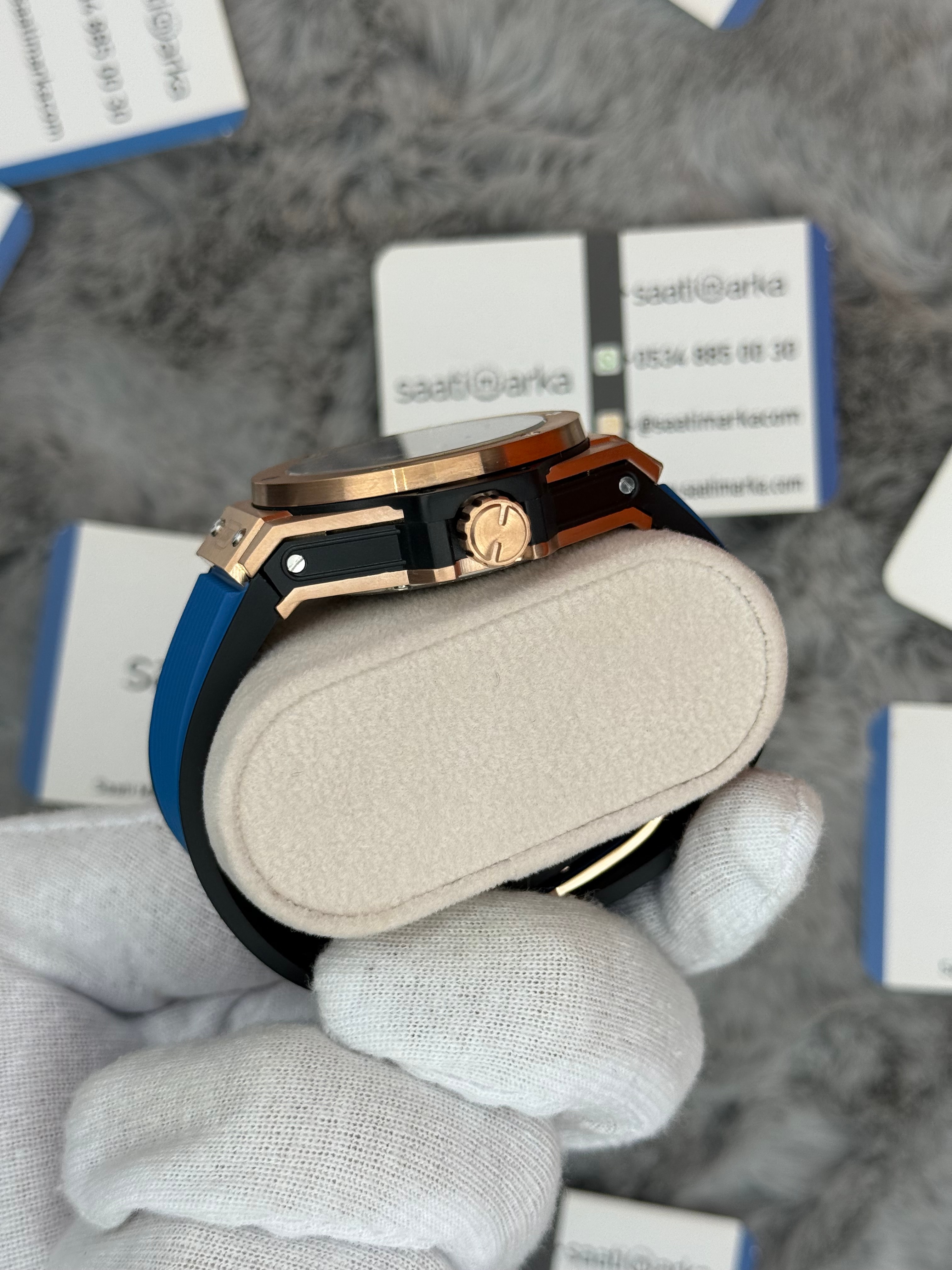 HUBLOT big bang tourbillon 42mm rose kasa mavi kauçuk kordon erkek kol saati
