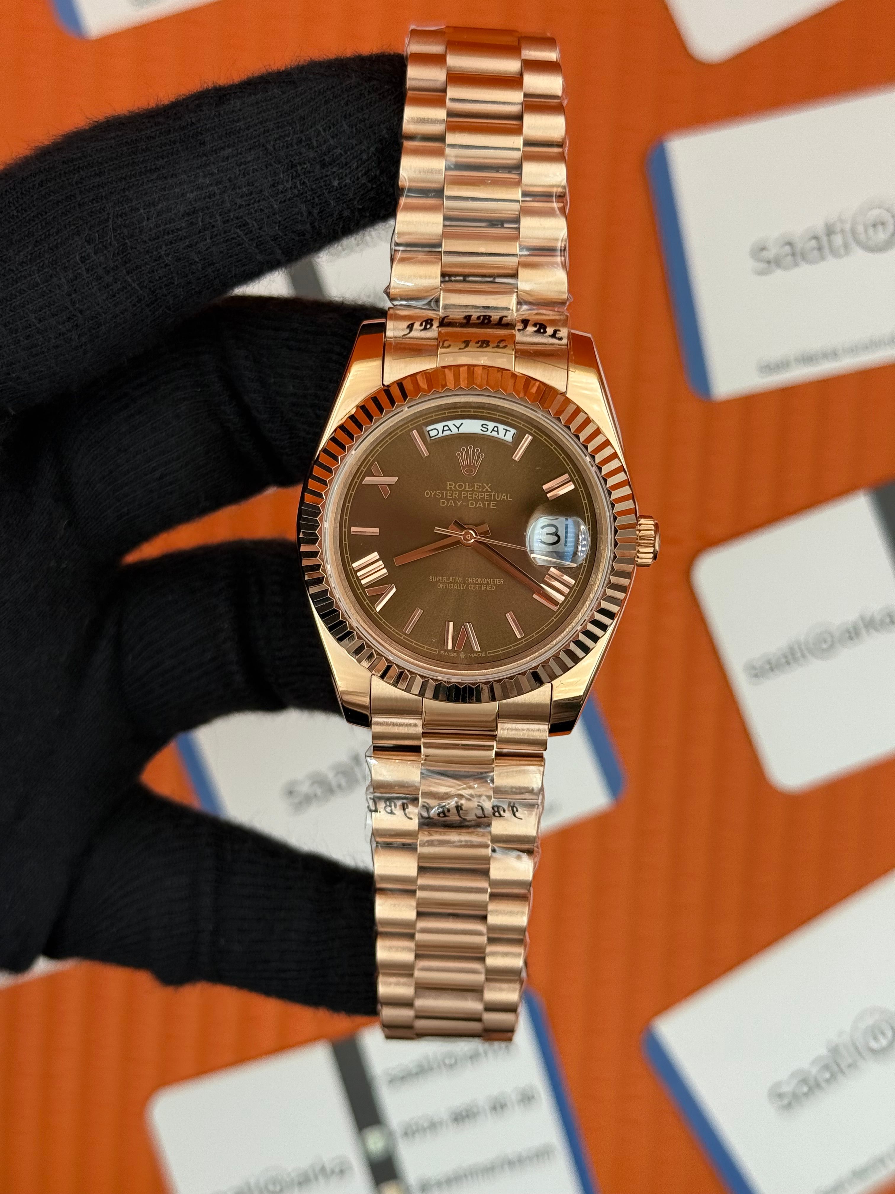 ROLEX Day Date roma rakamlı chocolate kadran rose kasa-kordon oyster