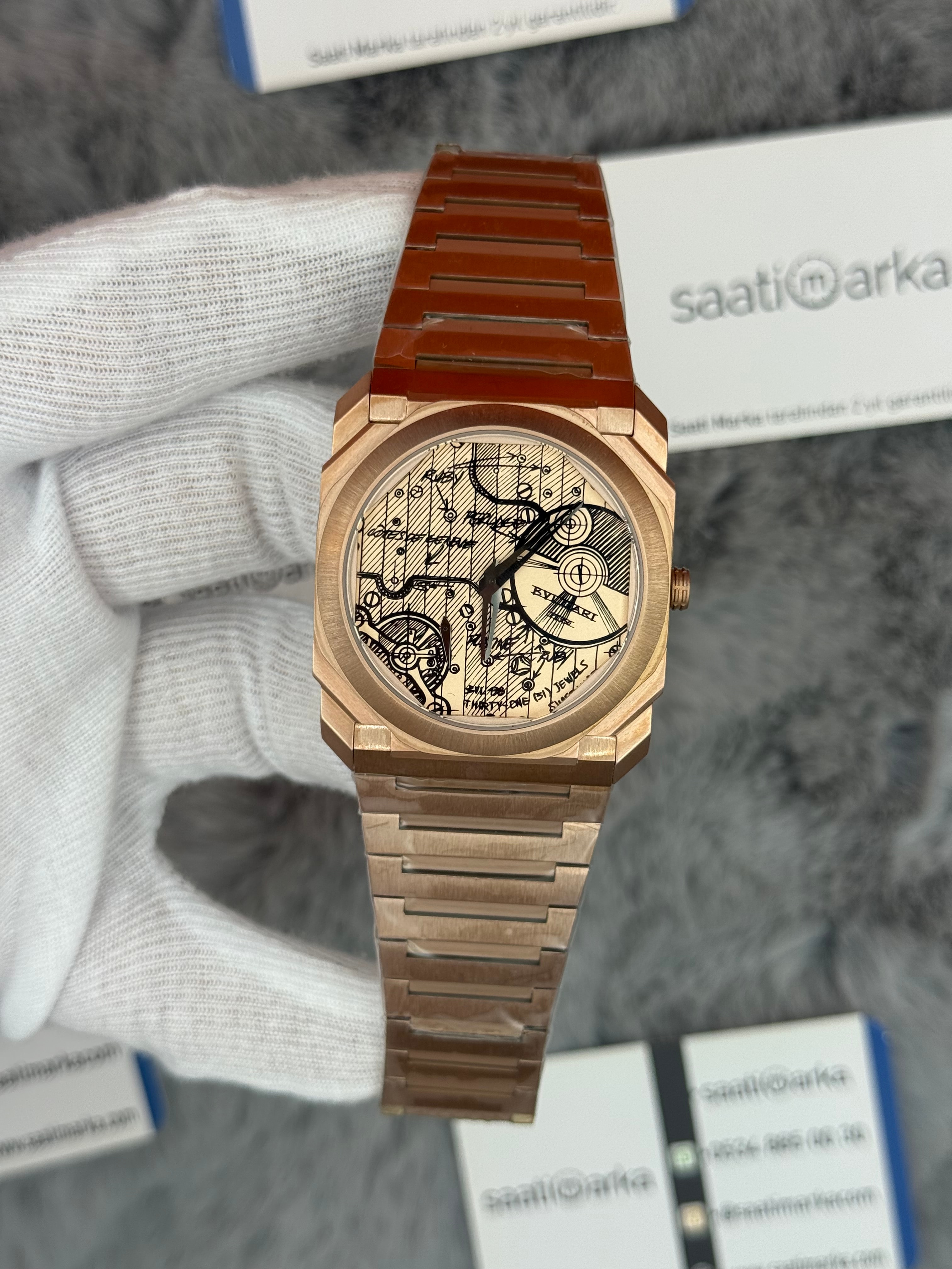 BVLGARİ octo 40mm pusula kadran rose kasa kordon erkek kol saati
