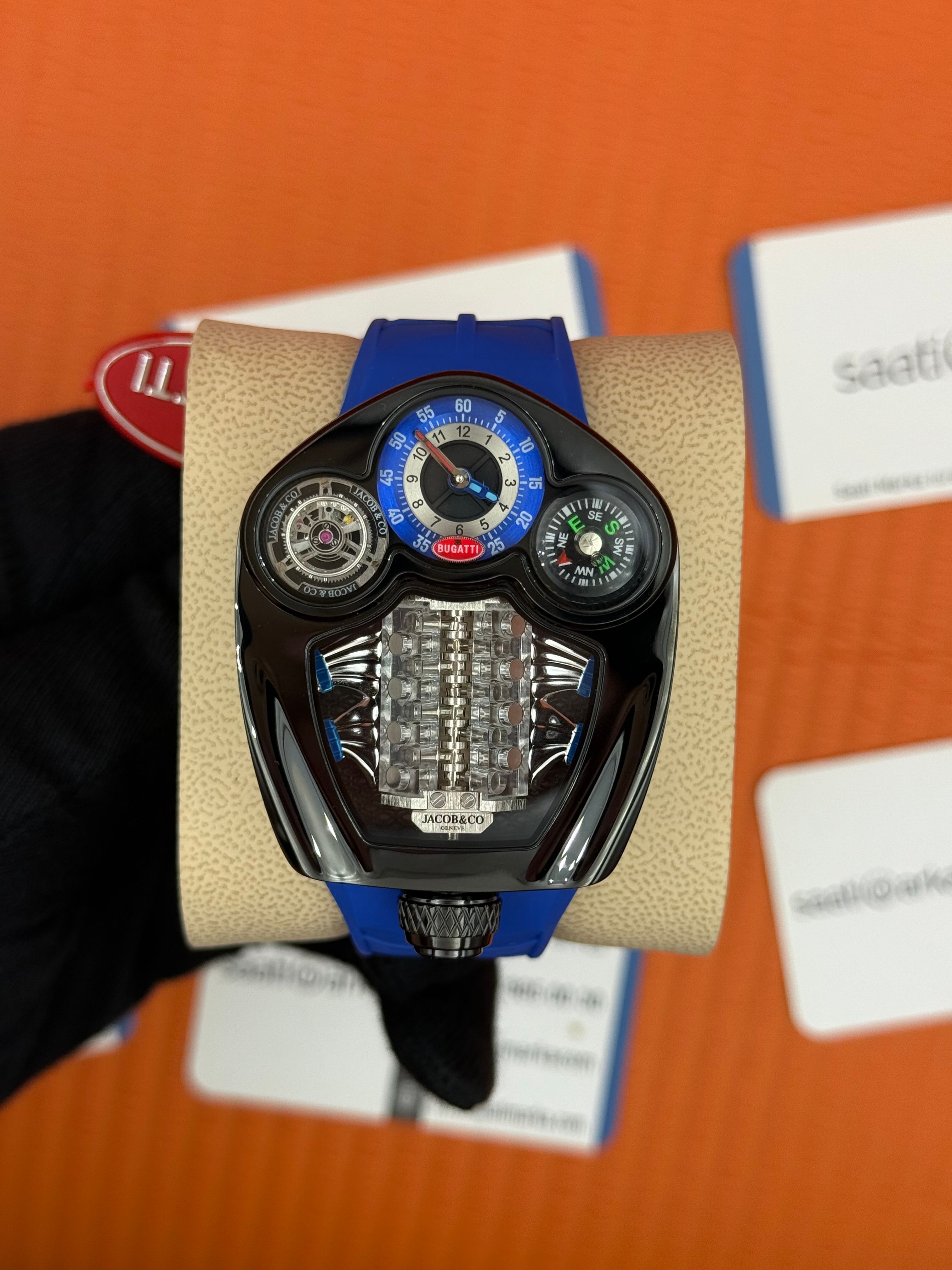 JACOB&CO BUGATTI turbillon kadran mavi kauçuk kadran siyah kasa