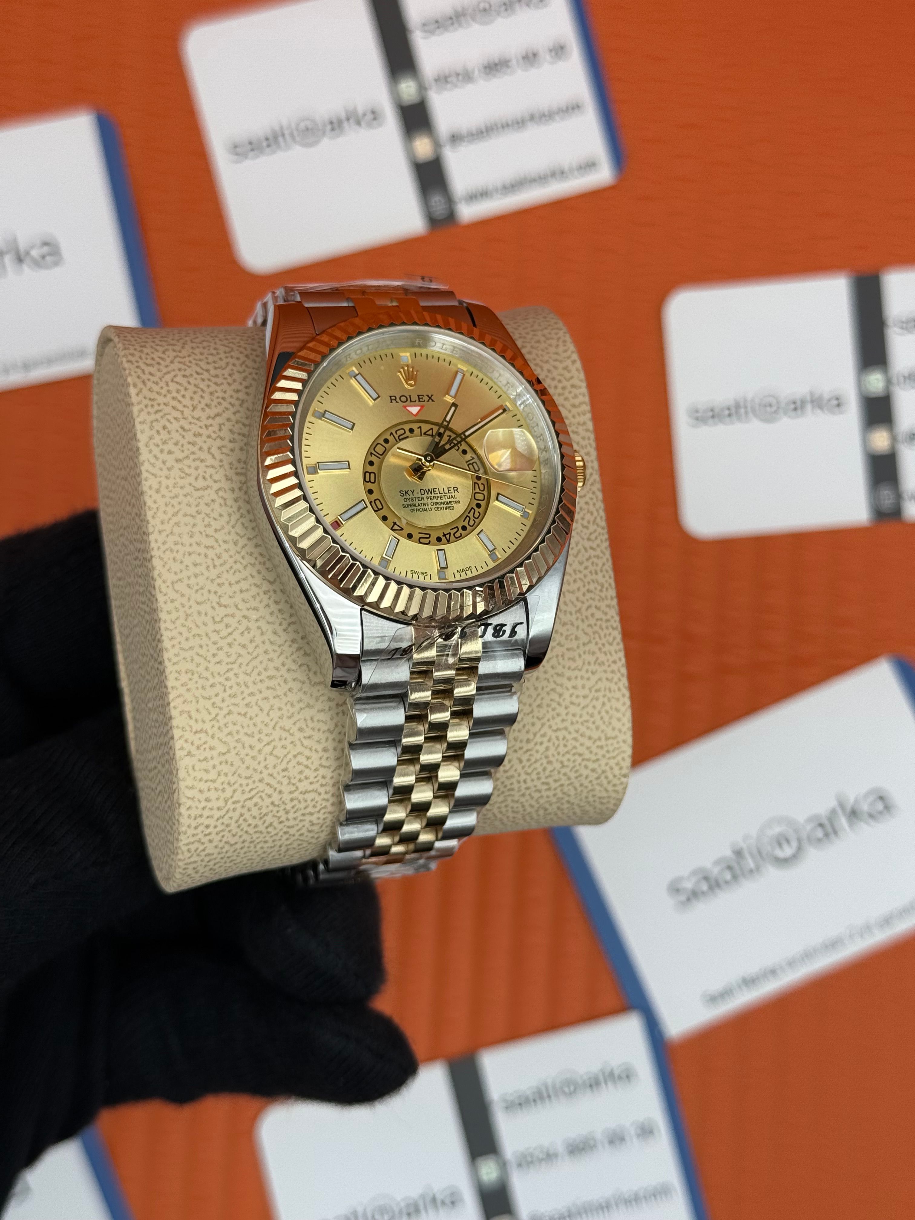 ROLEX Sky Dweller champagne dial jubile kordon gold silver kasa-kordon