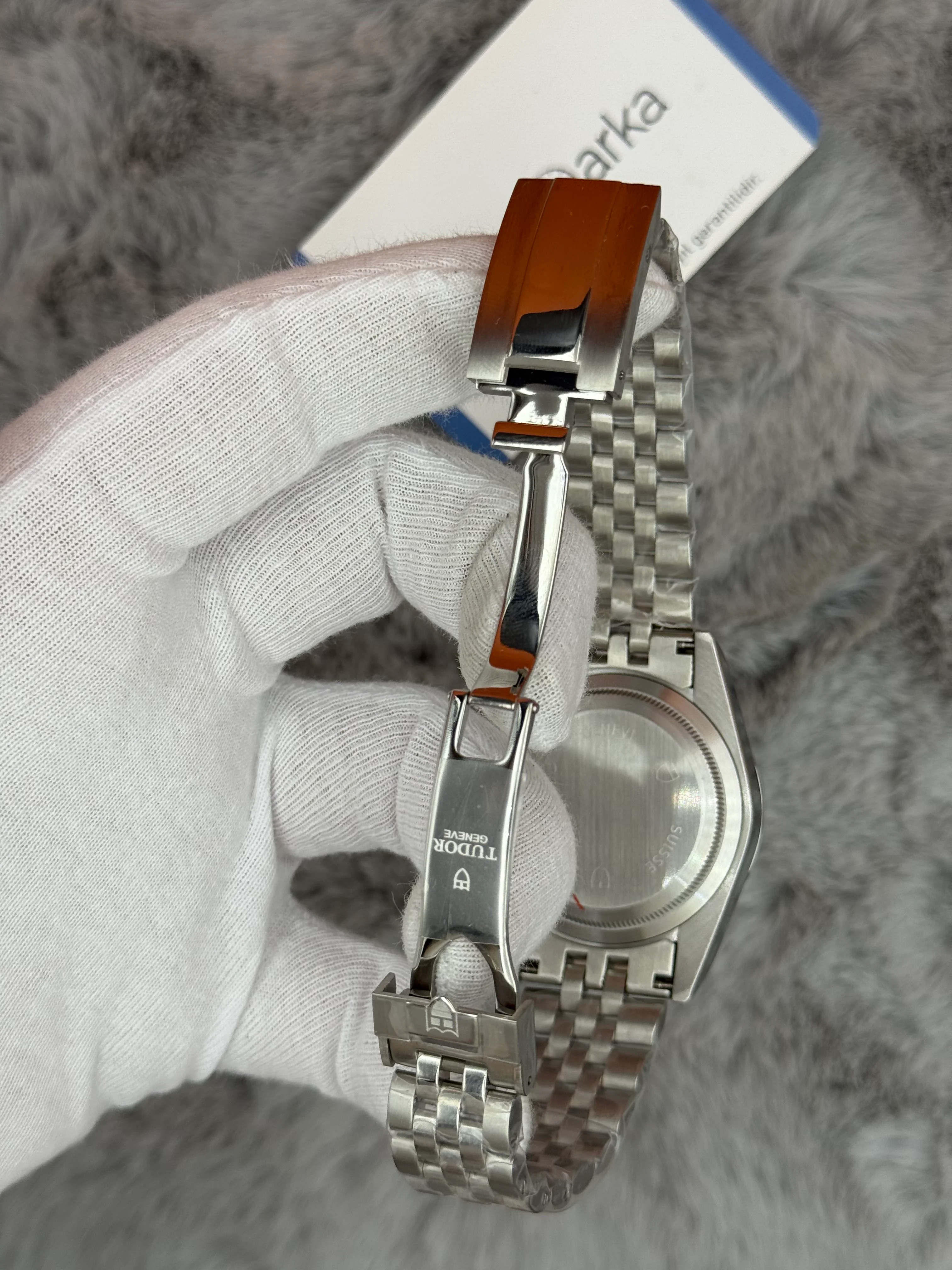 TUDOR black bay flamingo miami pink kadran silver jubilee kordon