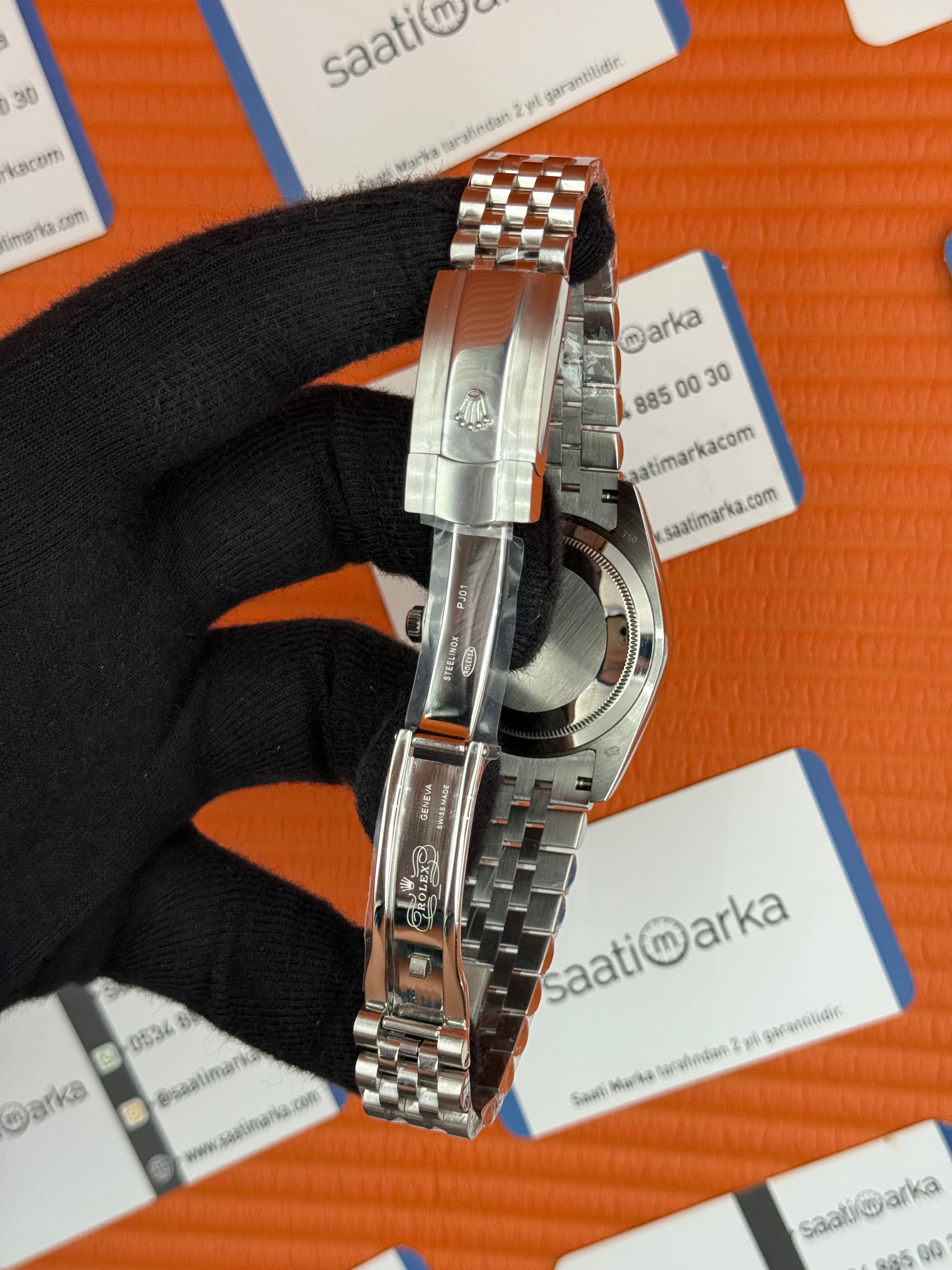 ROLEX Day Date roma rakamlı siyah kadran silver jubilee kordon