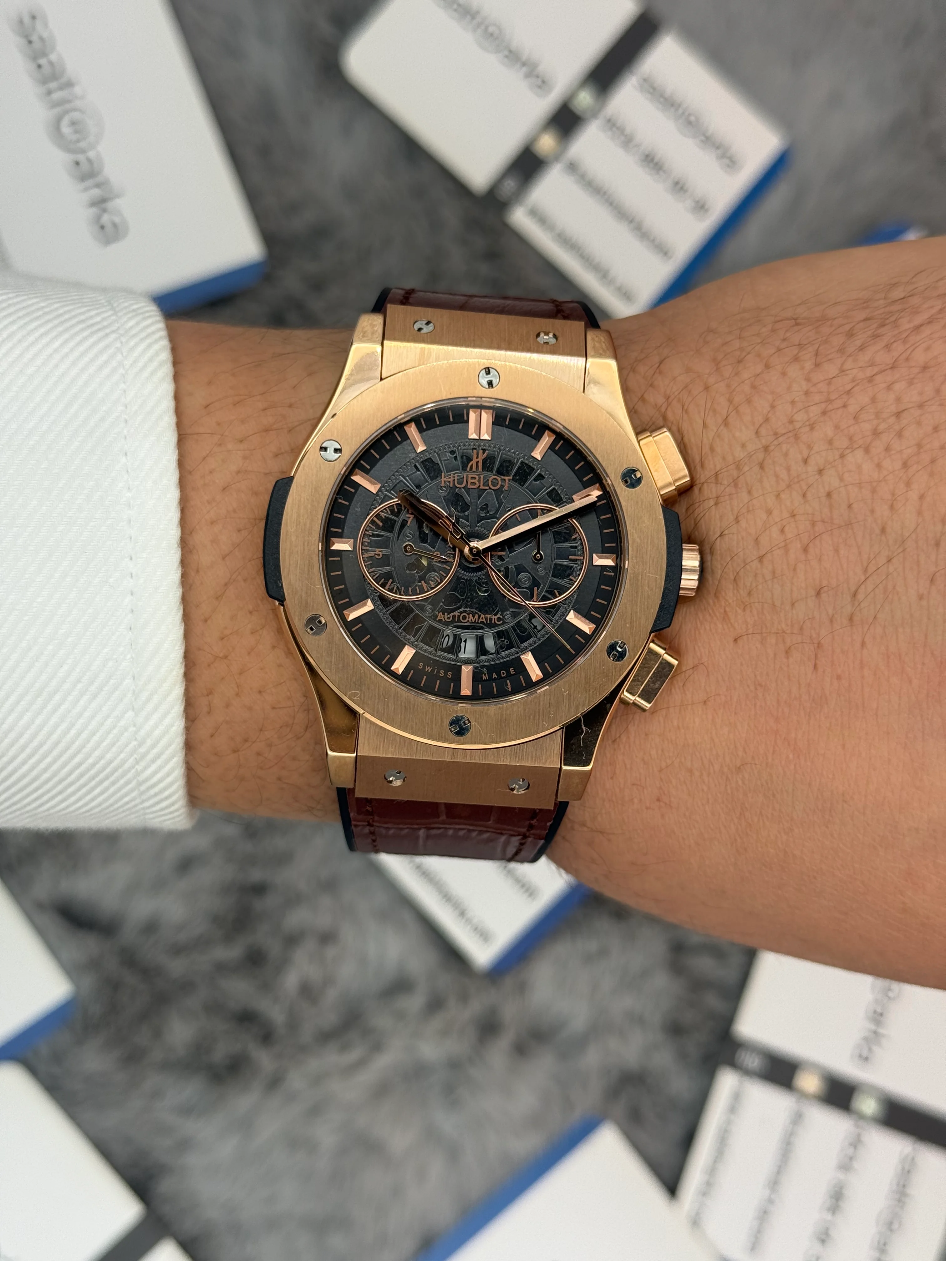 rose vendôme HUBLOT classic fushion vendome 41mm rose kasa skeleton kadran rose