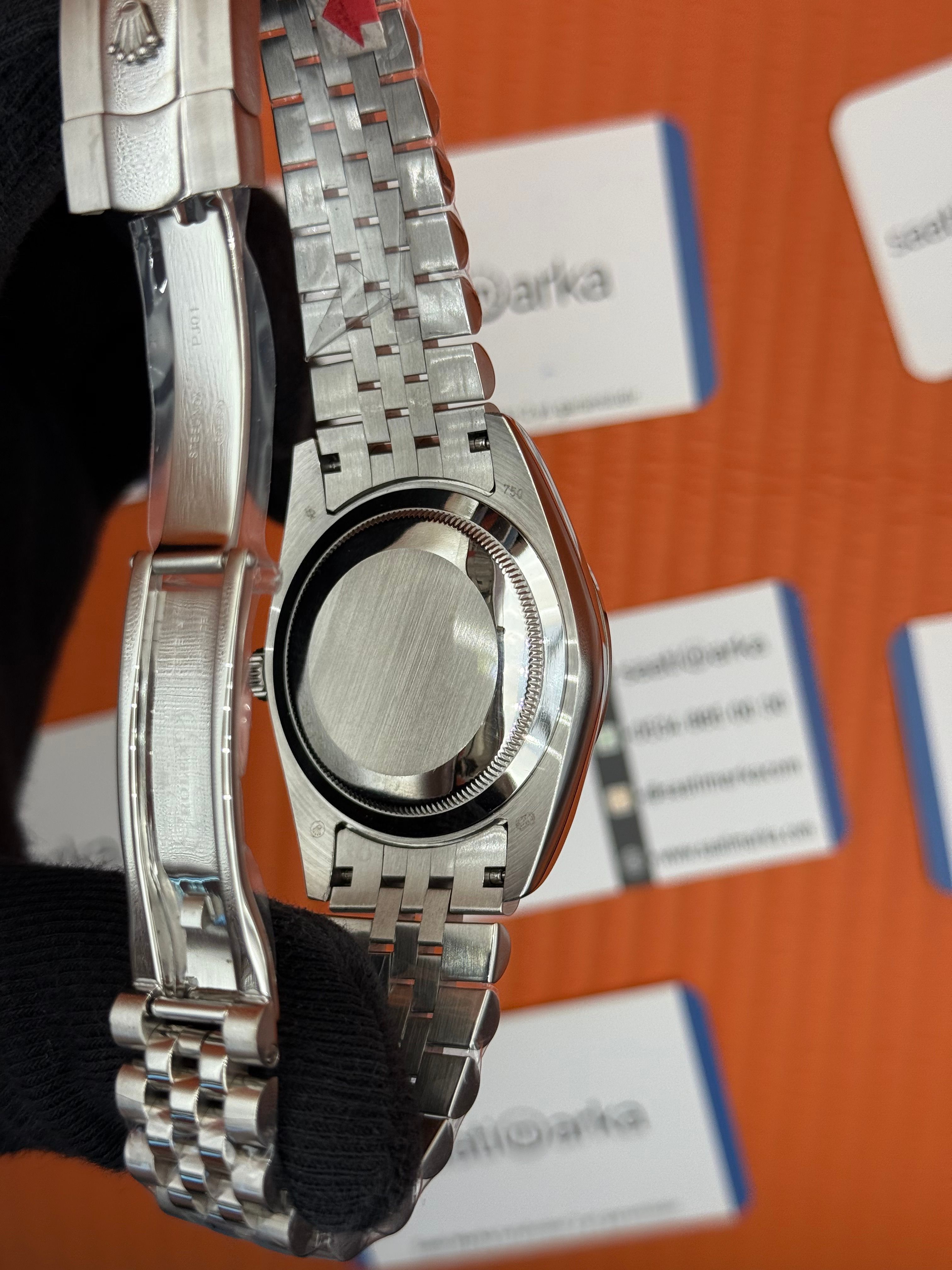 ROLEX Datejust black dial silver jubilee kordon